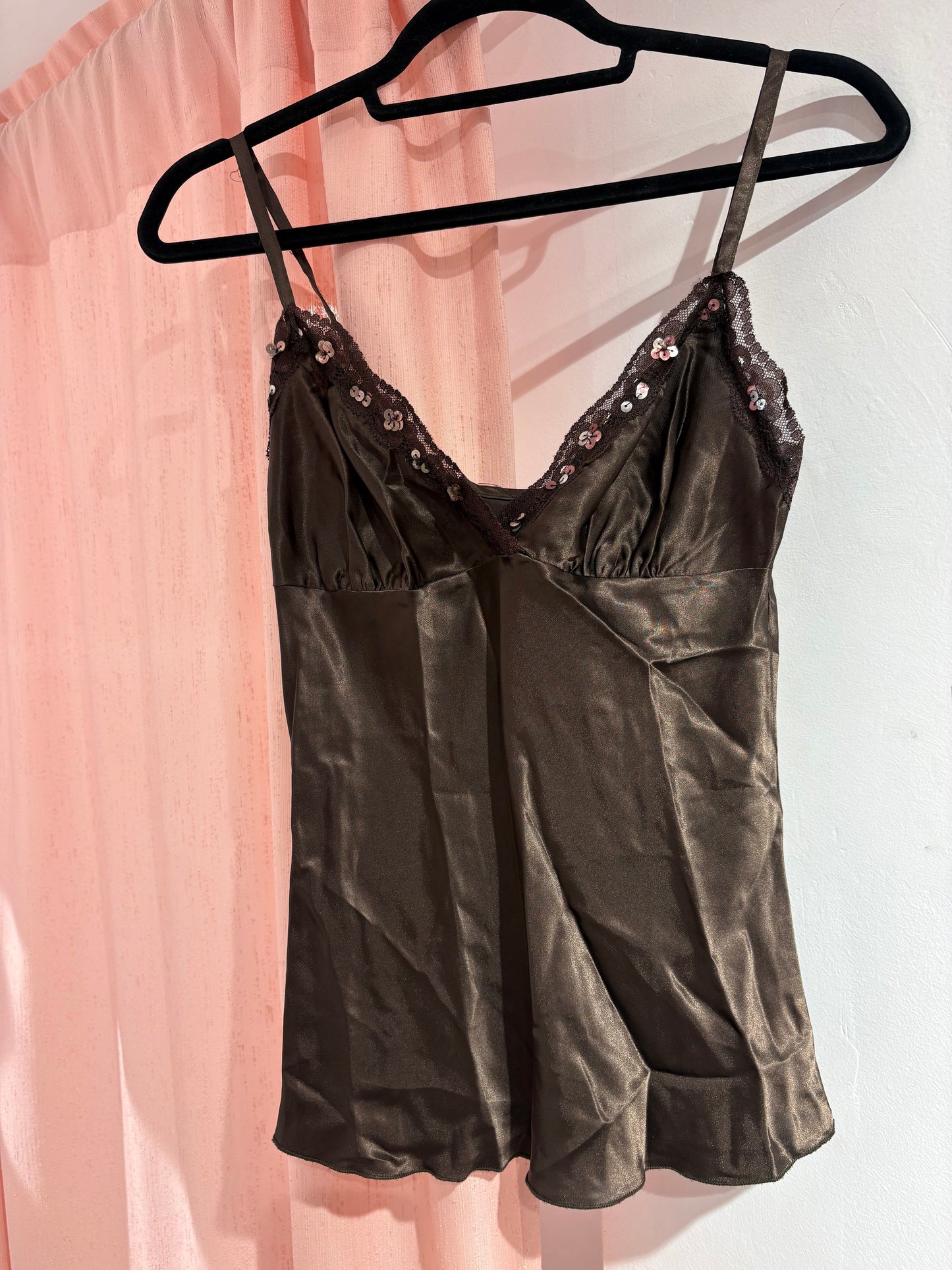 Incredible satin-like Ysatis top with sequin details (Fits M-L)