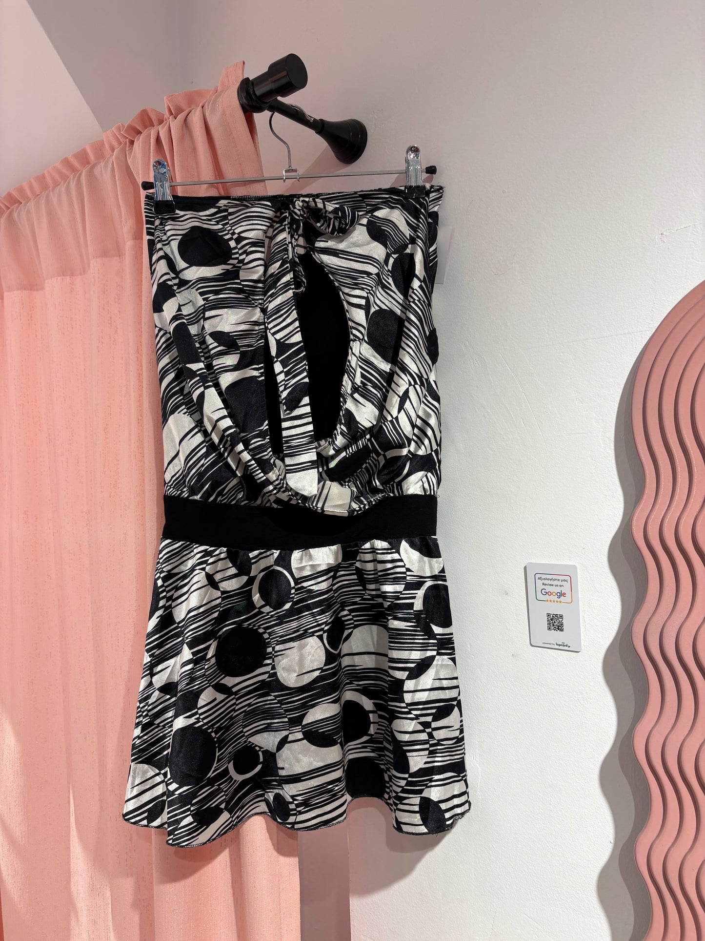 Pretty satin-like black & white dress (S)