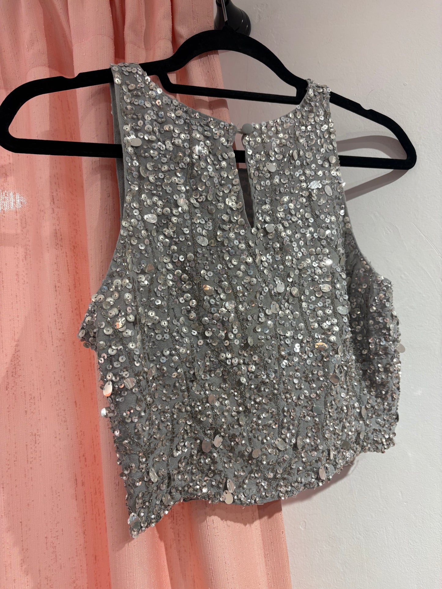 Stunning sequin crop top (S)