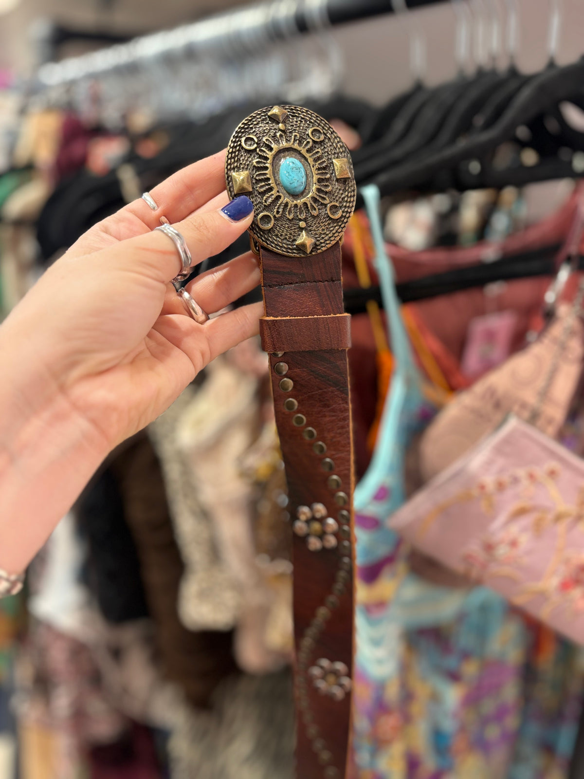 Incredible vintage belt with unique details
