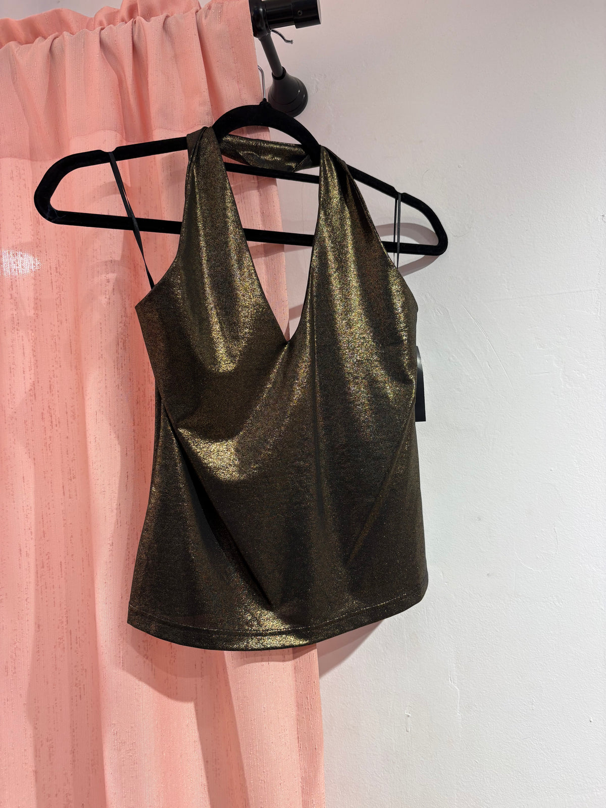 Gorgeous Positive v-neck metallic gold top (M)