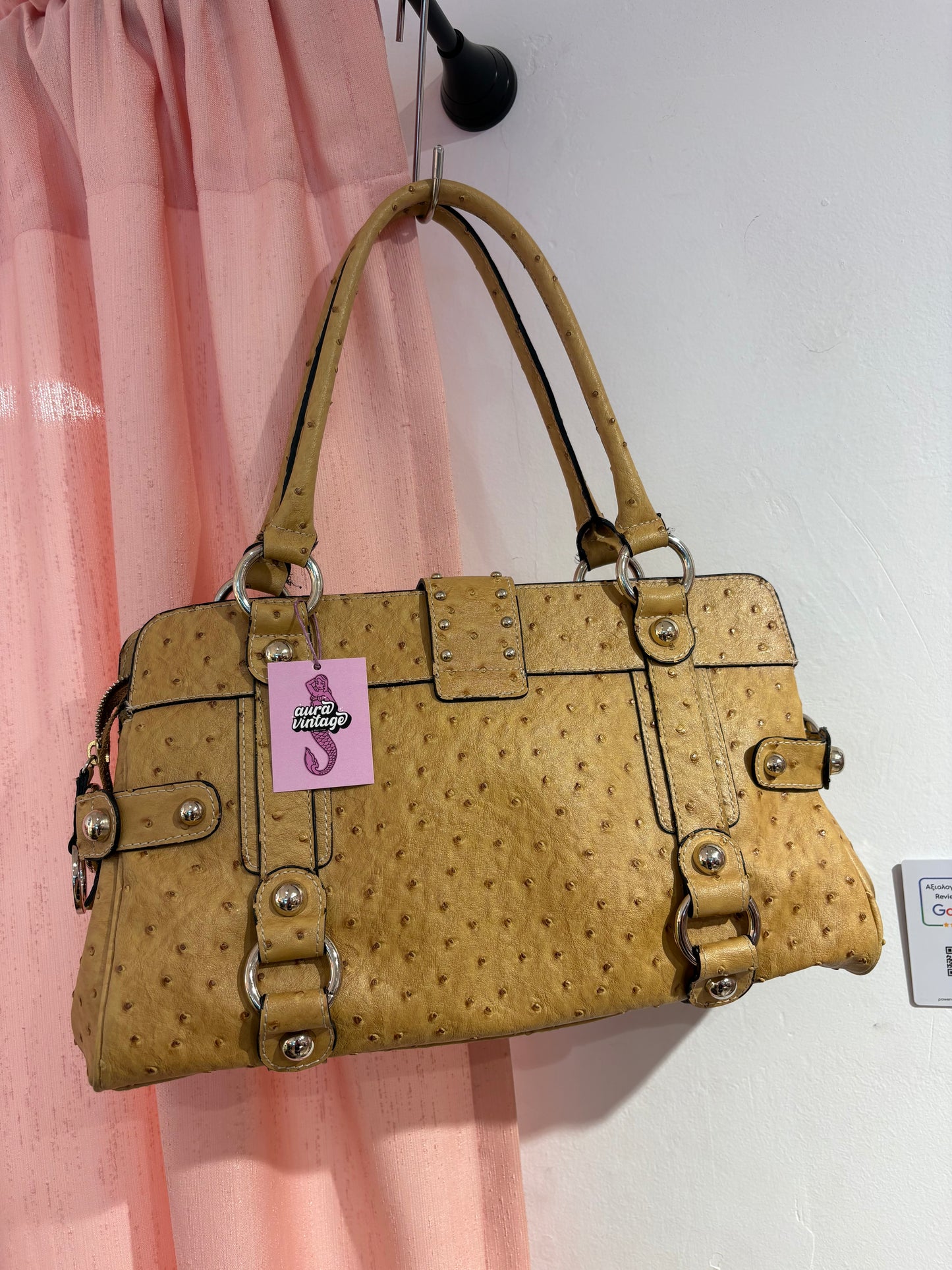 Incredible vintage Guess bag