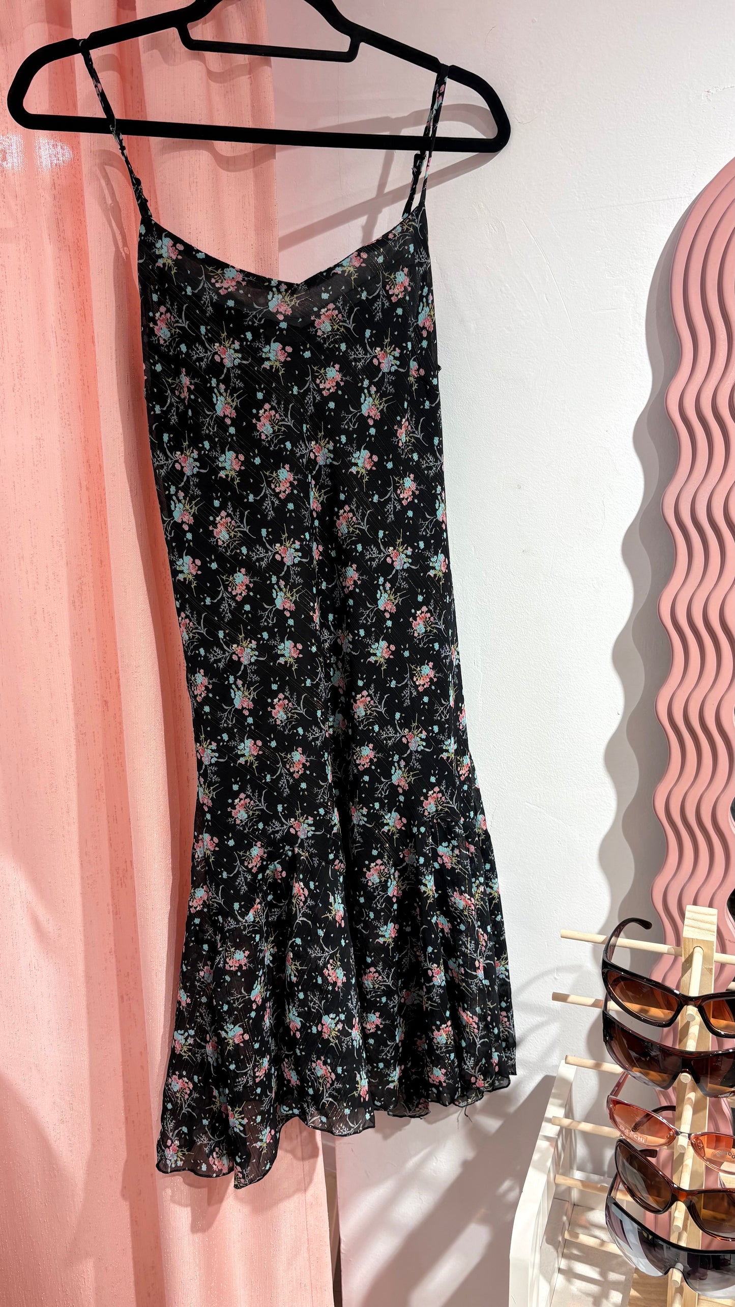 Cute midi floral dress (M)