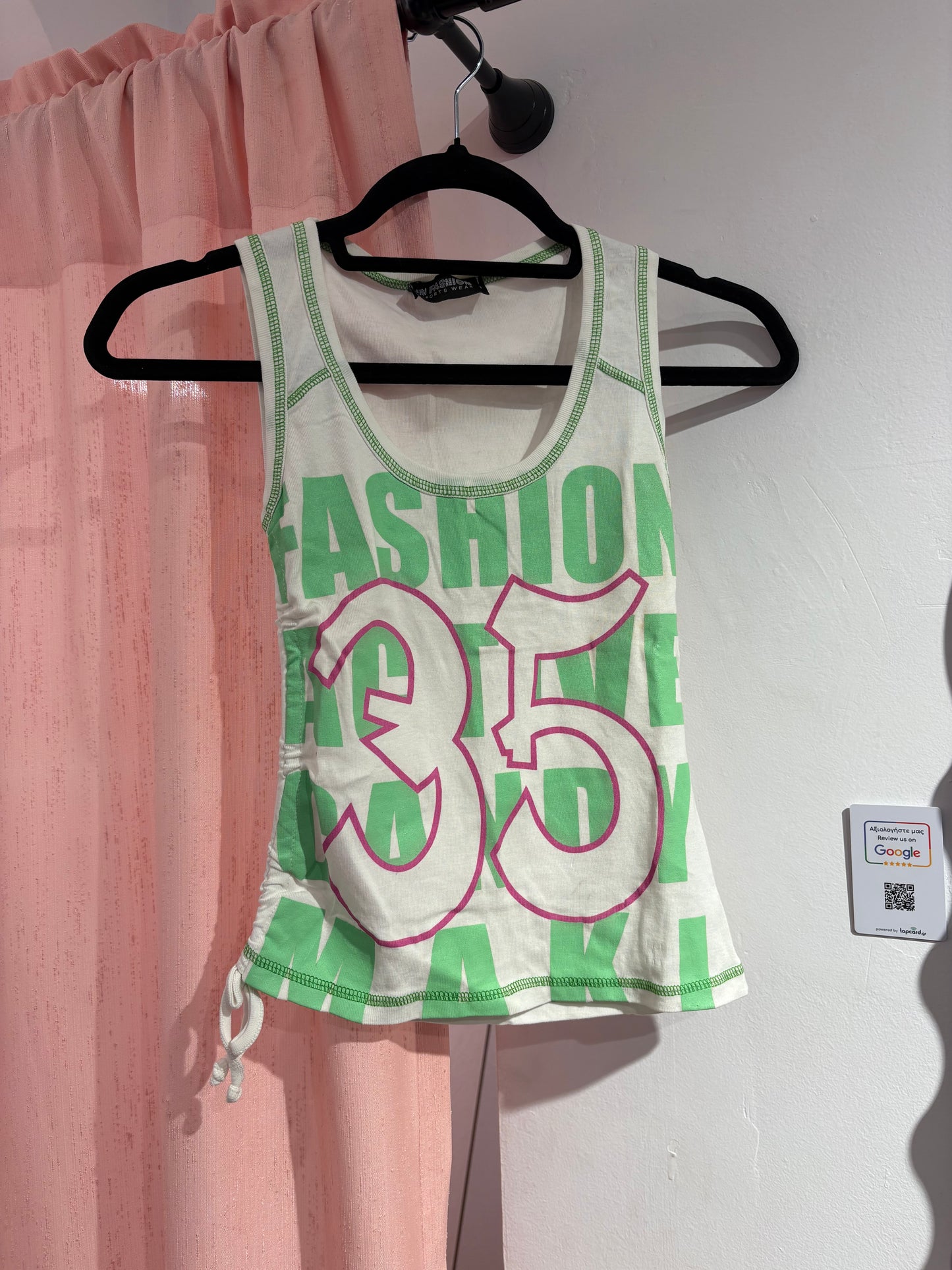 Super cute true y2k top (S)