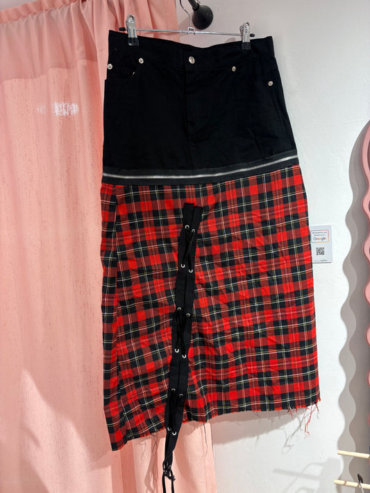 Bad Billy's alt midi skirt (M)