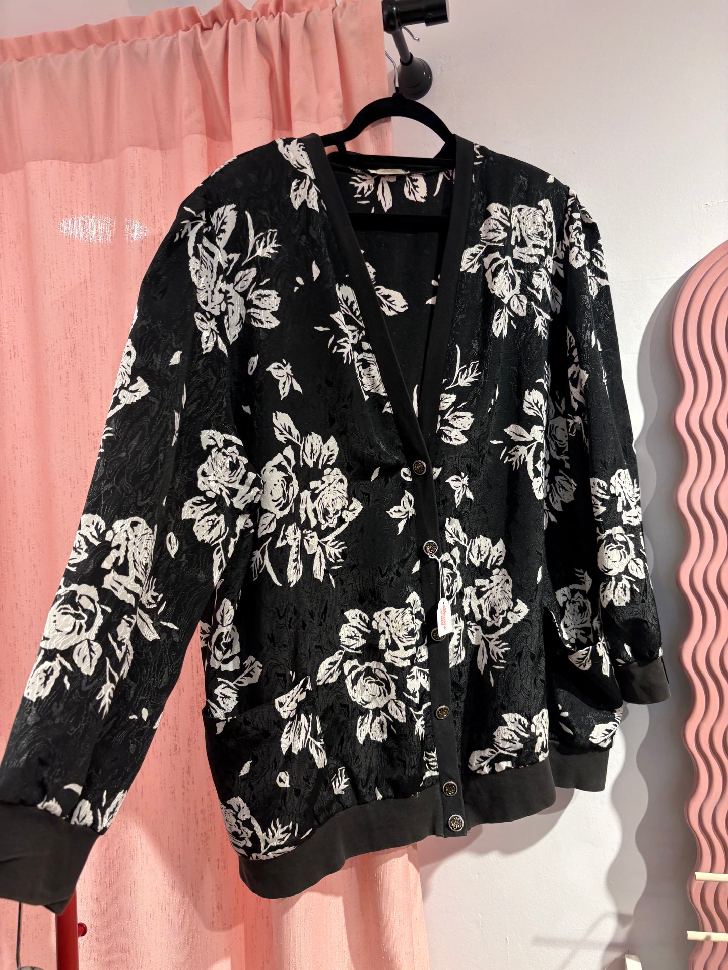 Super unique kimono-style button-up shirt with incredible buttons (fits M-L)