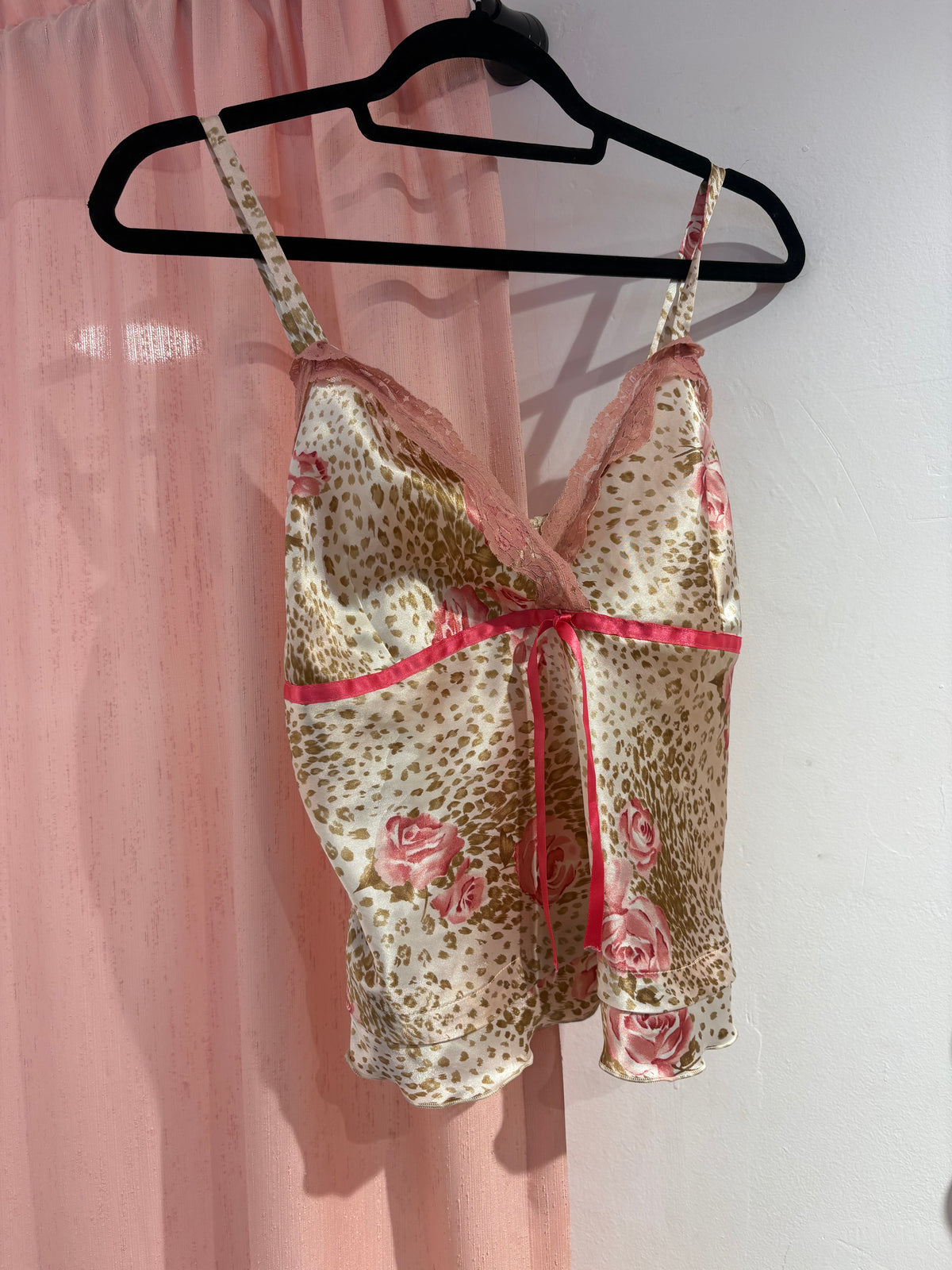 Super cute cami top (M-L)