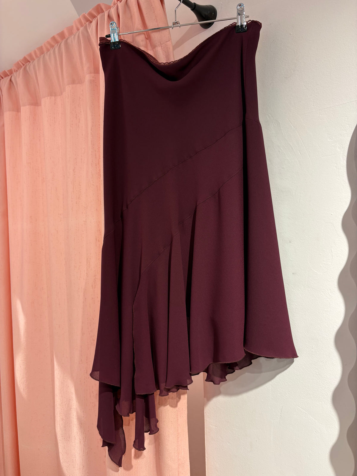 Burgundy asymmetrical midi skirt (M)