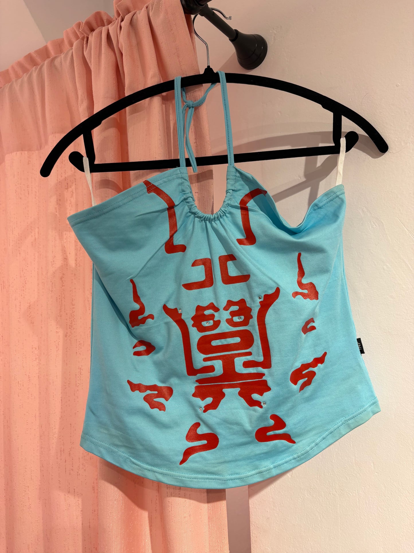 Super cute true y2k top (M/L)