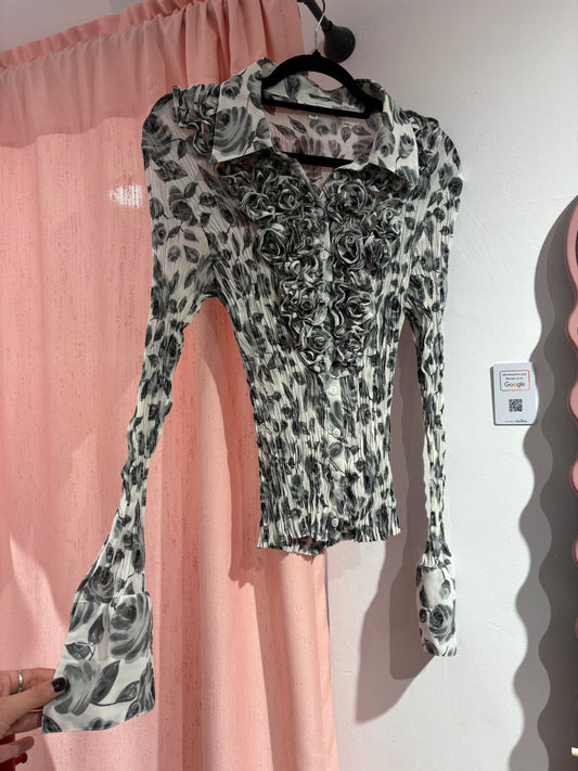 Office siren button-up floral shirt (M)