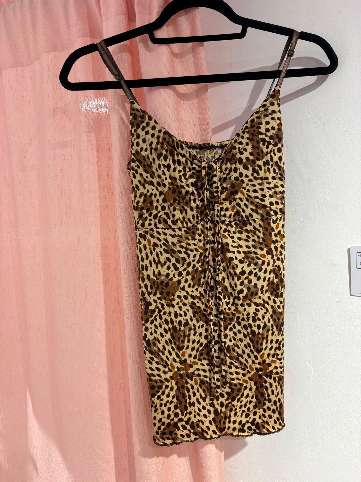 Long leopard patterned y2k top (M)