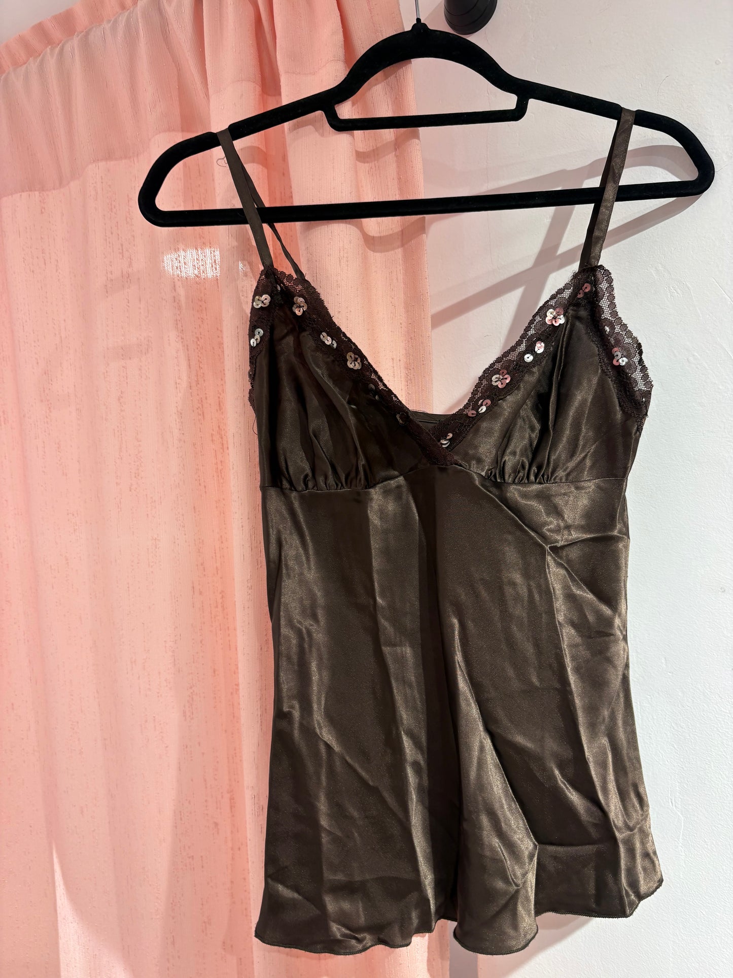 Incredible satin-like Ysatis top with sequin details (Fits M-L)
