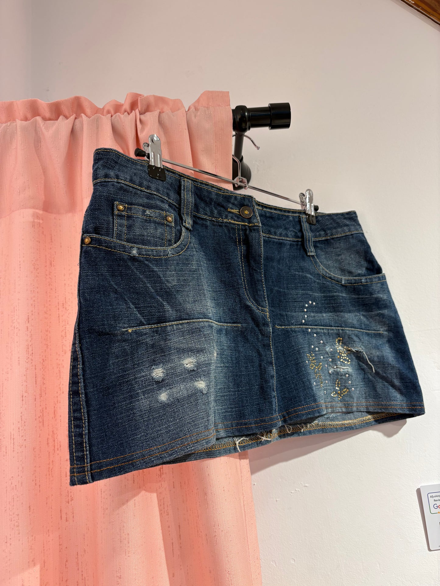 Cute ripped mini skirt with rhinestones (L)