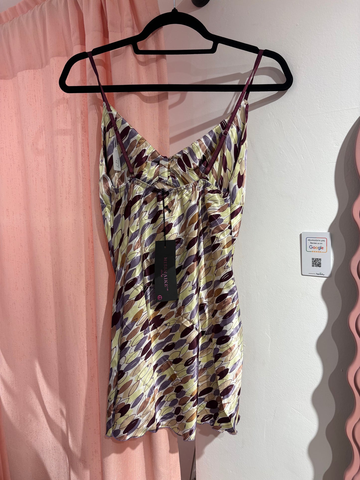 Incredible satin-like long top (M)