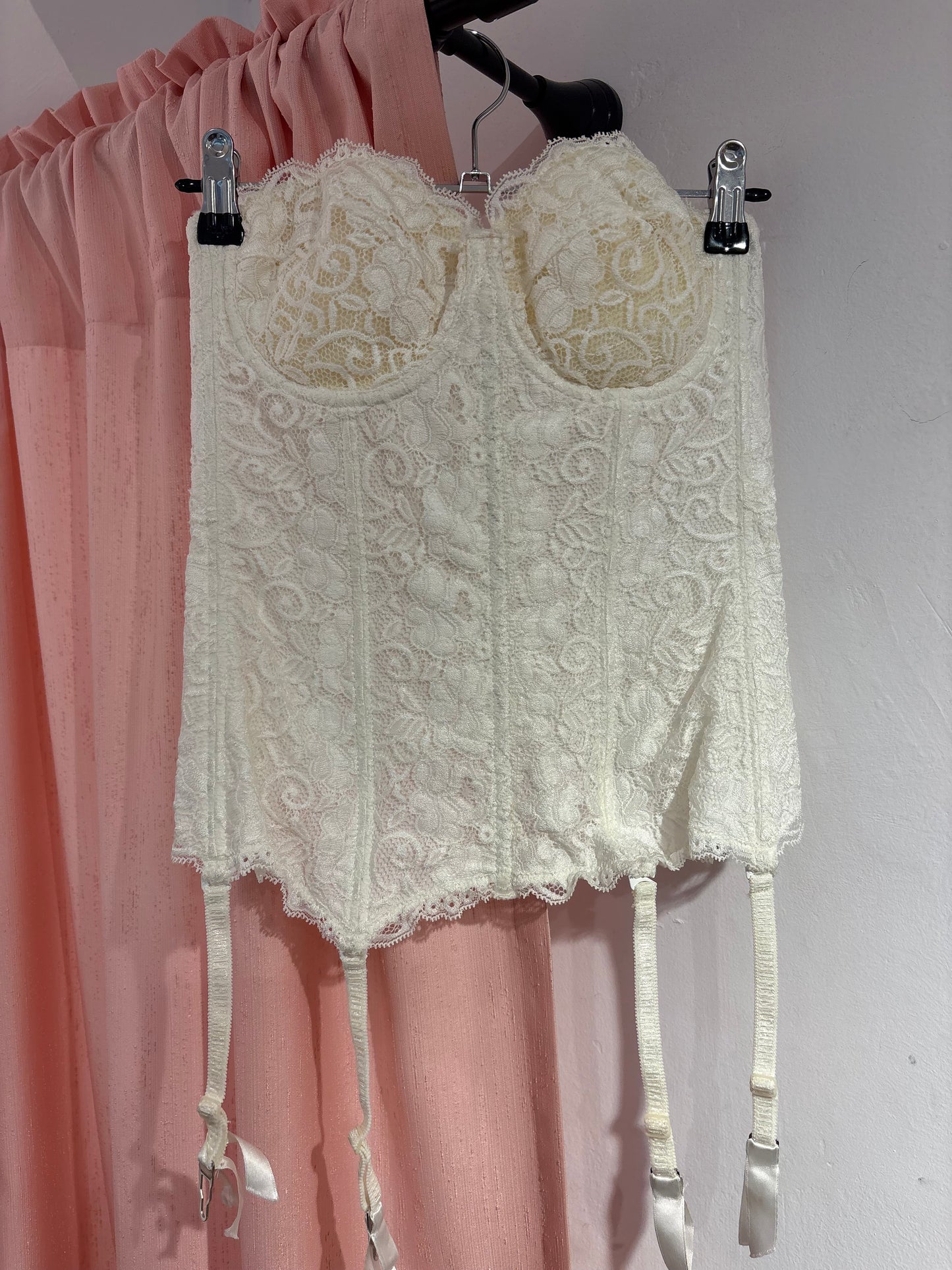 Cream lace corset (85B)