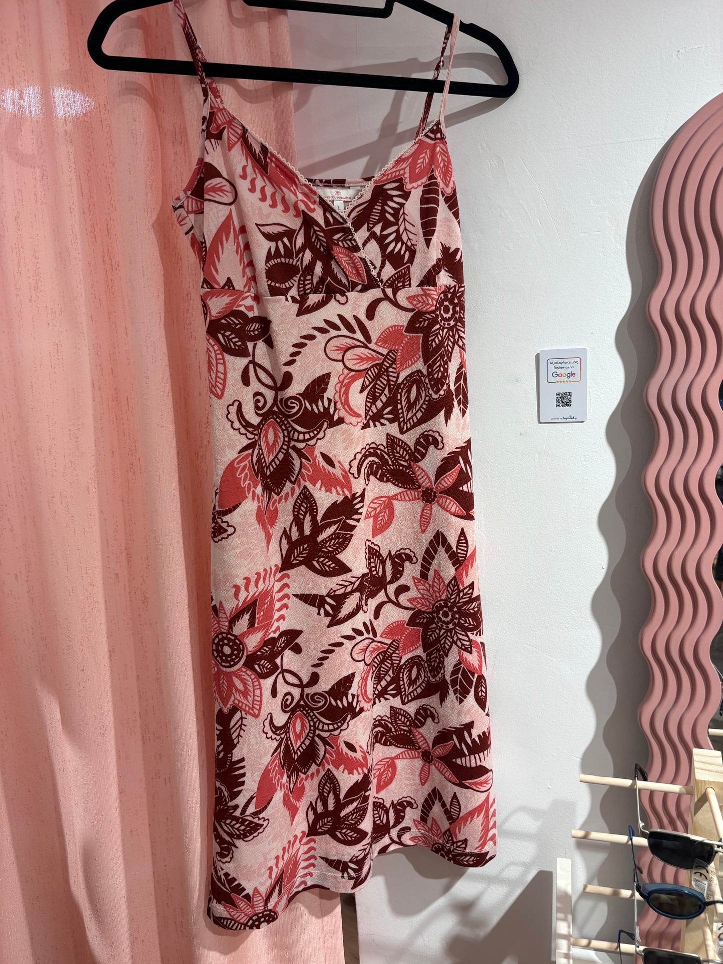 Beautiful floral midi dress (L)