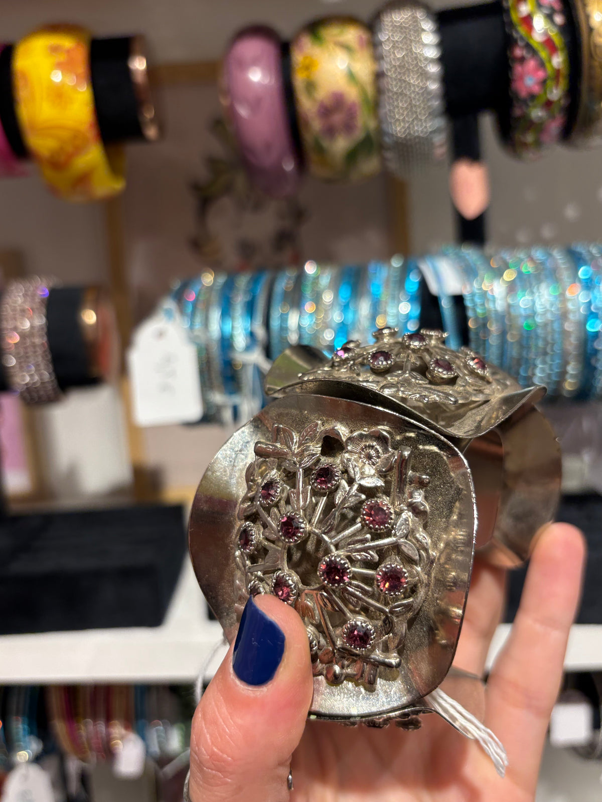 Incredible vintage bangle with purple stones