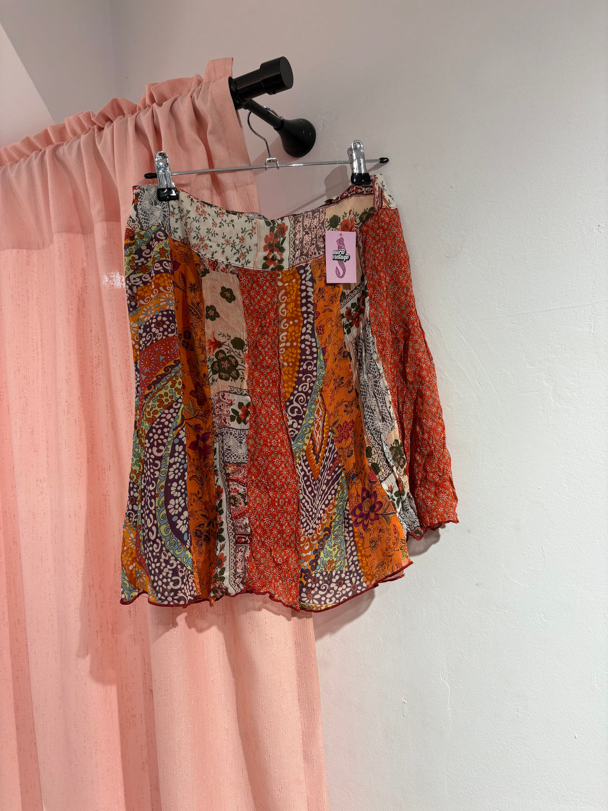 Super cute floral skirt (XS)
