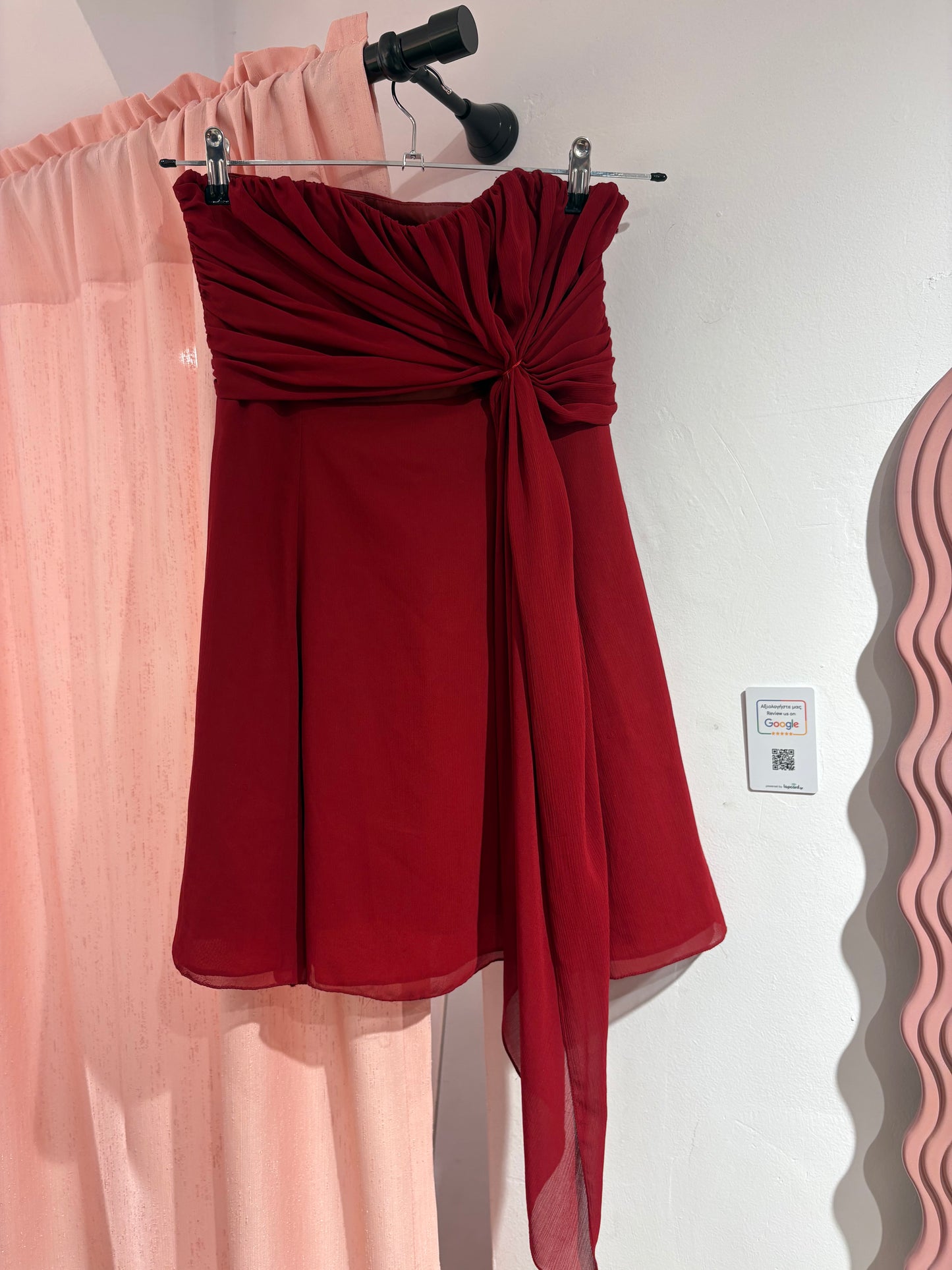 Incredible wine red strapless dress (M)