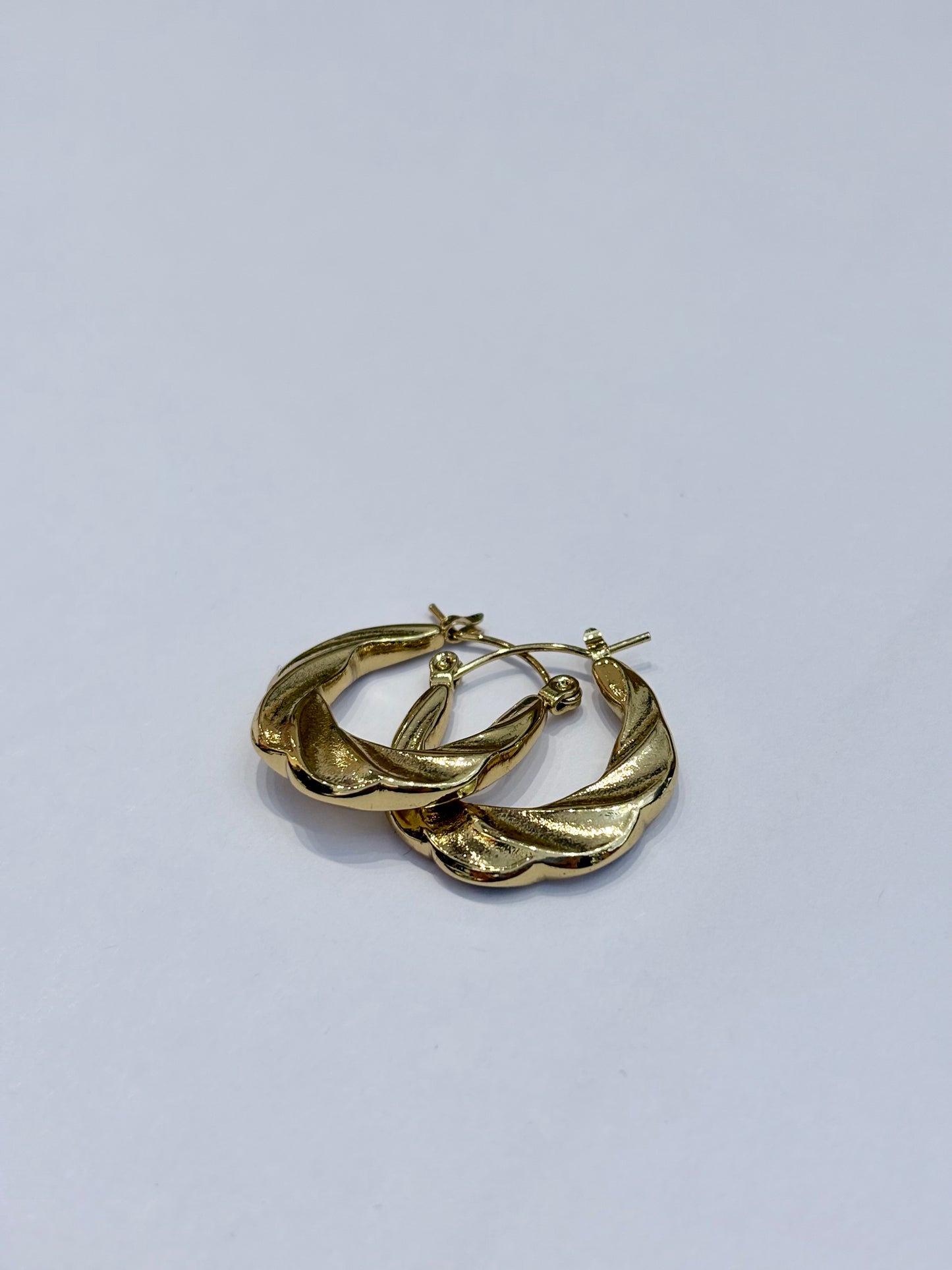 Stainless steel hoops