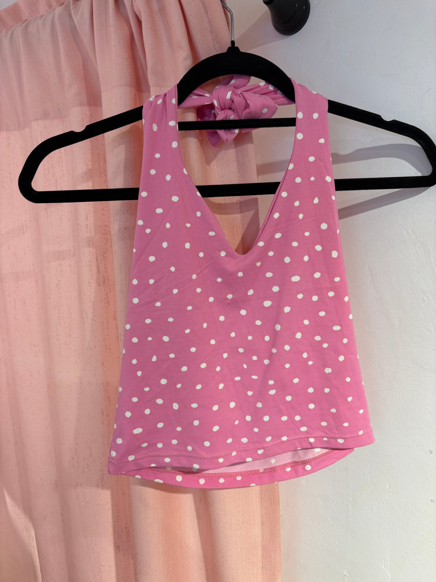 Super cute v-neck polka dot top (One Size)