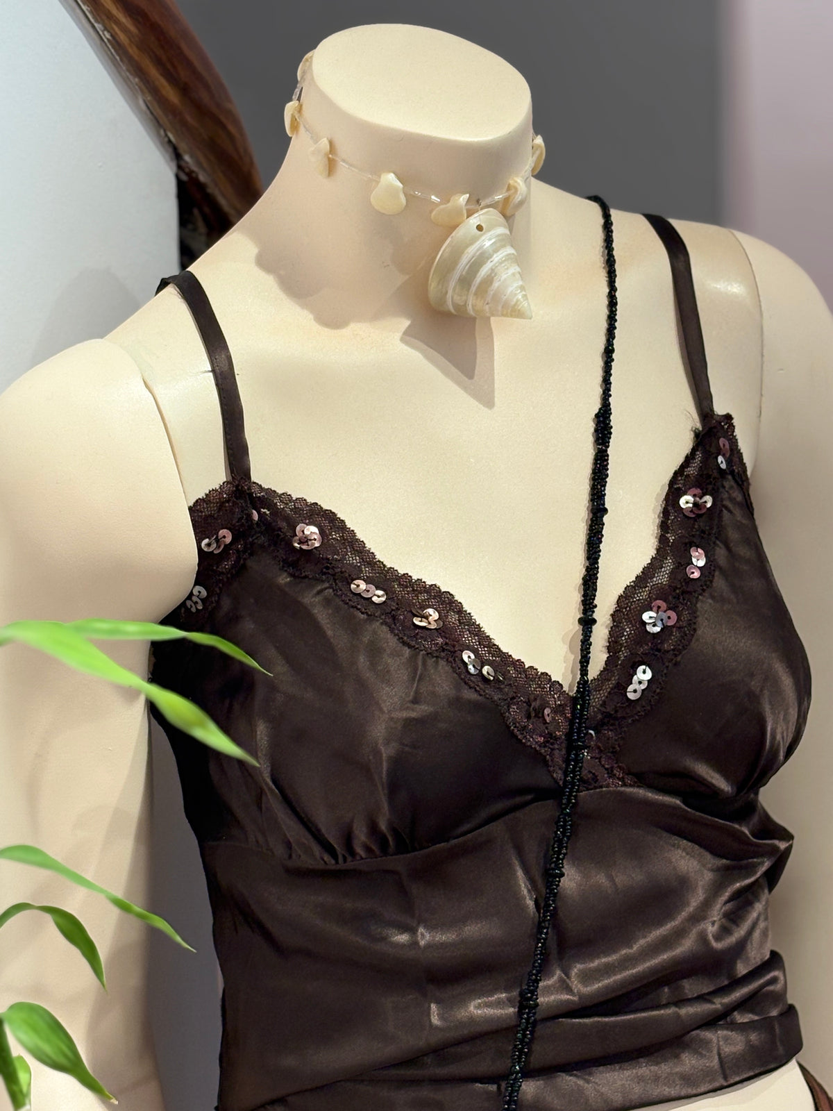 Incredible shell chocker