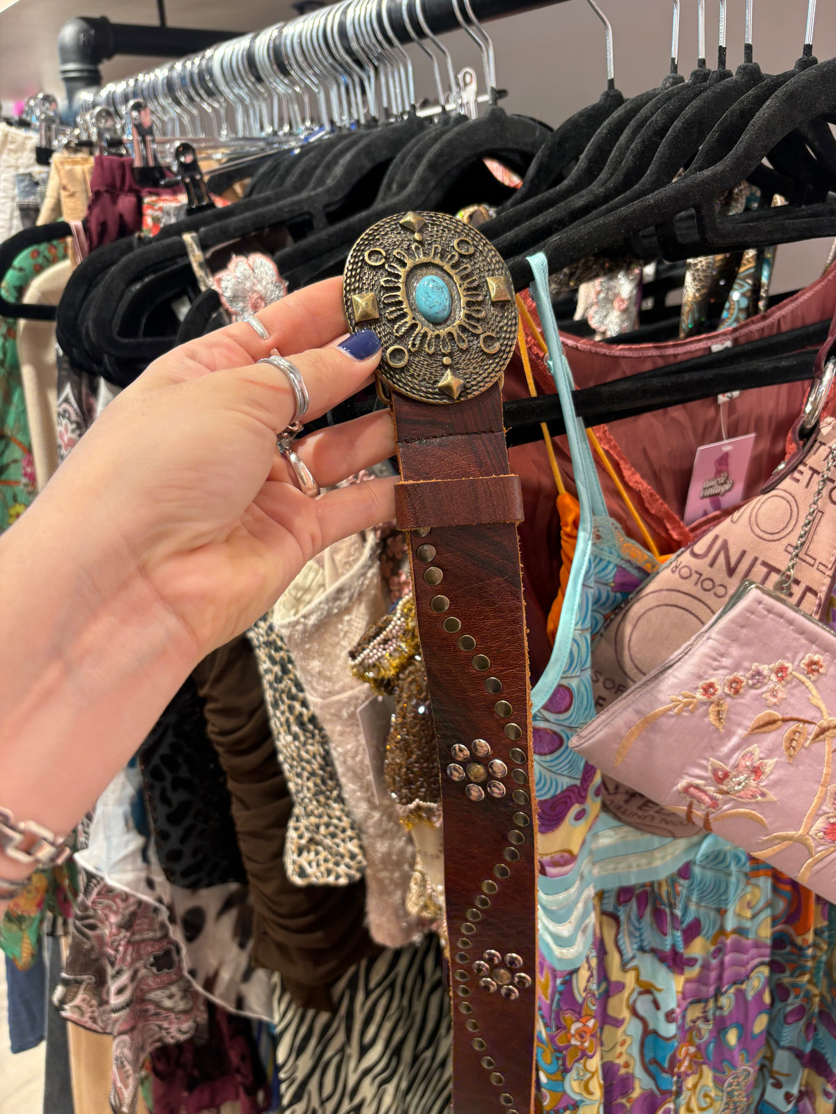 Incredible vintage belt with unique details