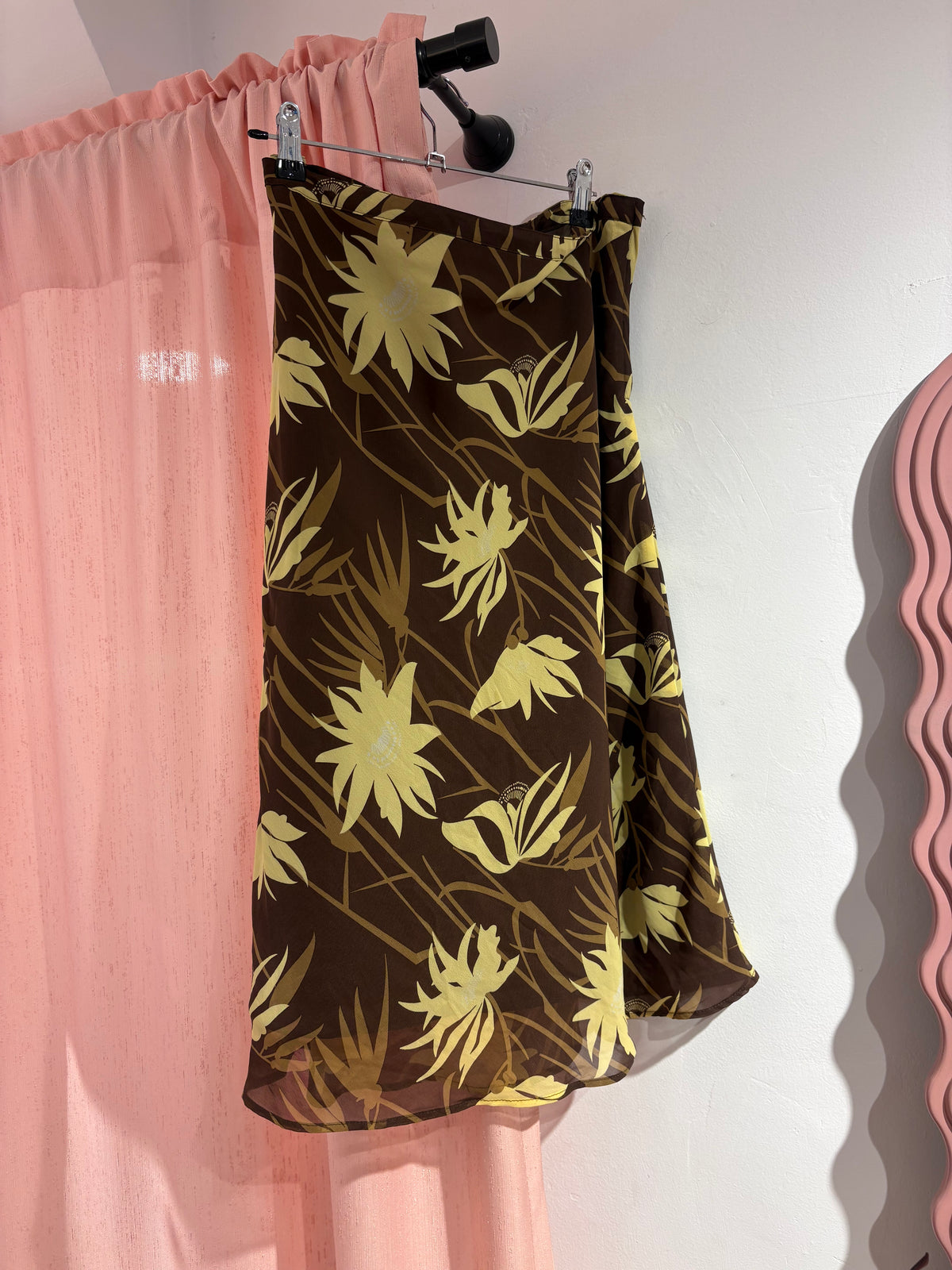 Pretty floral midi skirt (40)