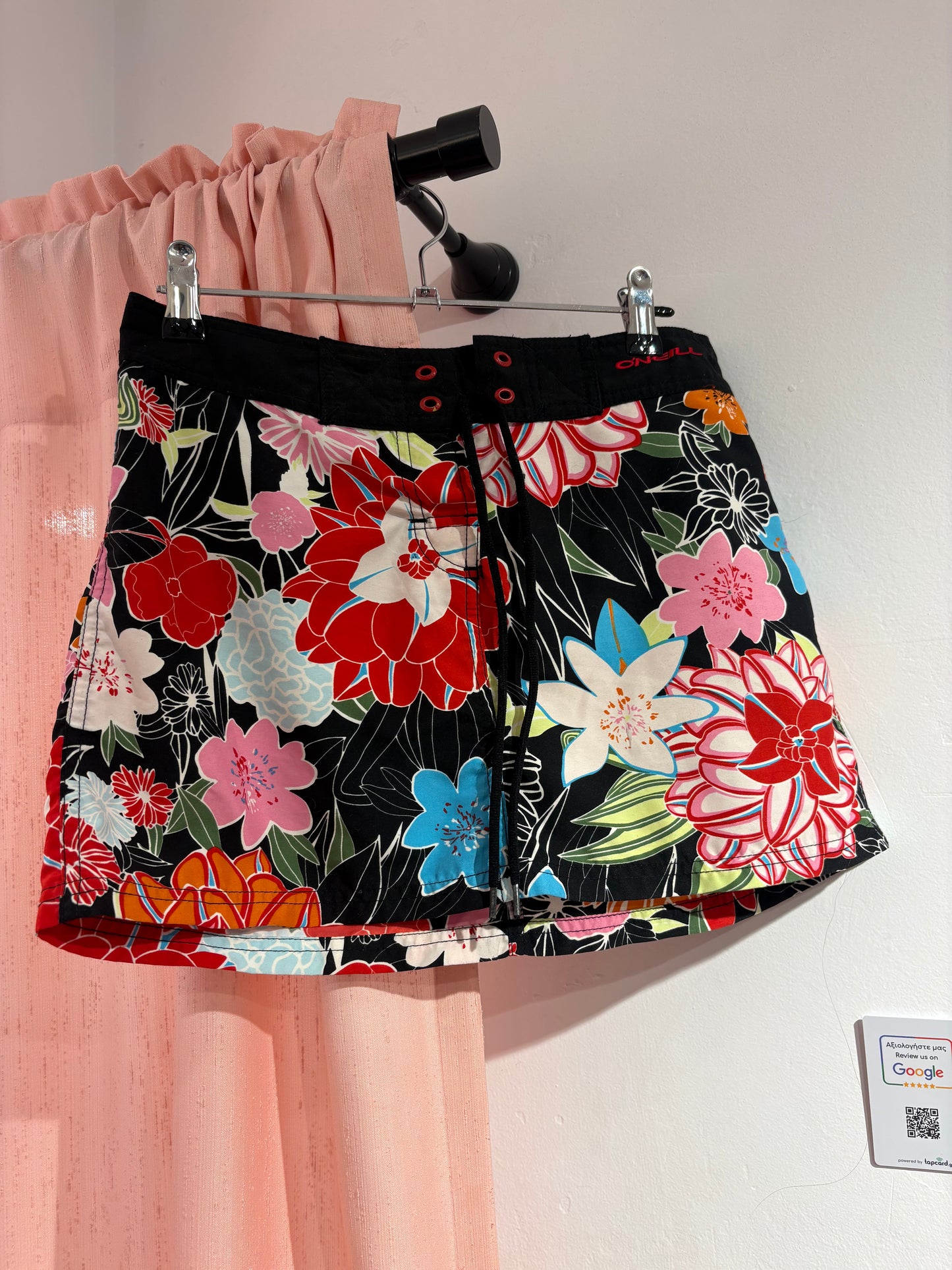 Surf girl O'Neill skirt (M)