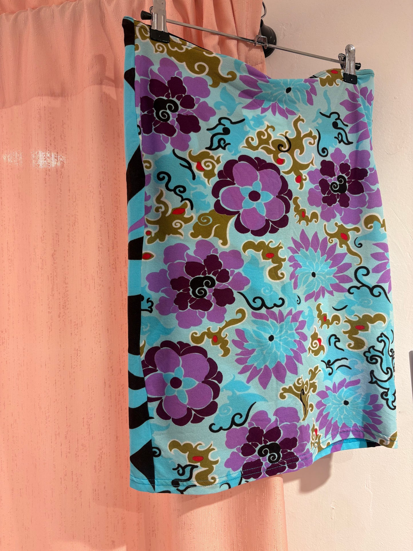 Beautiful Morgan surf-girl skirt (M)