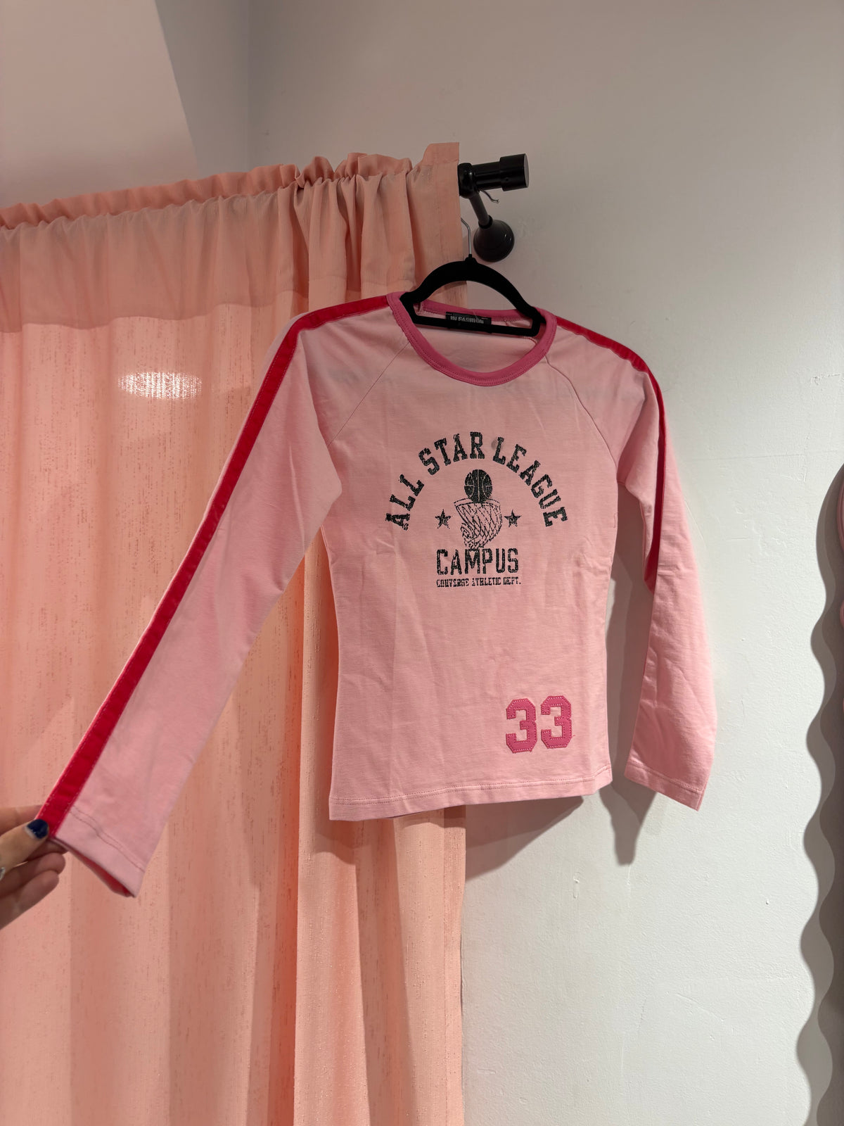 Super cute y2k pink top with velvet details (S)