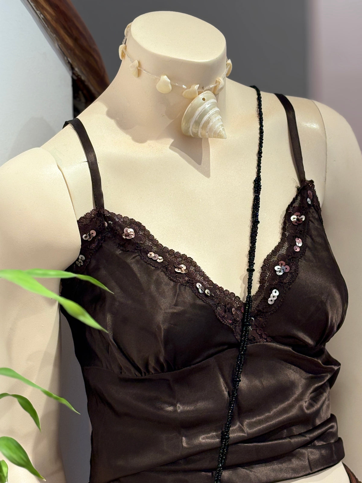 Incredible shell chocker