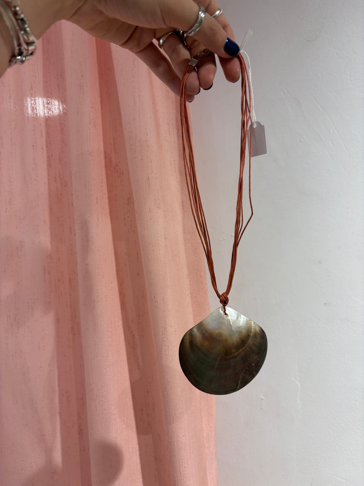 Huge shell necklace
