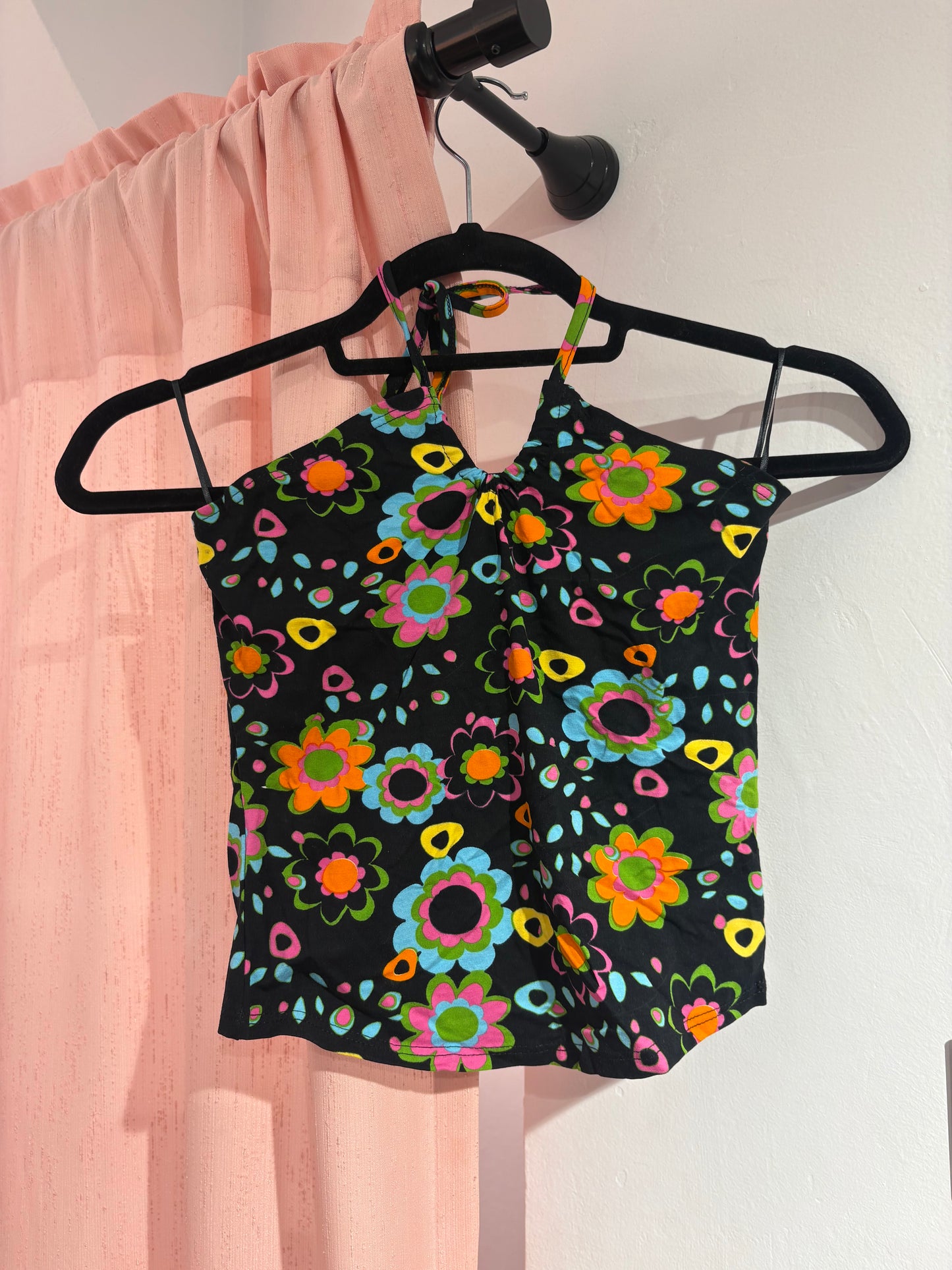 Super-cute true y2k halter top (One Size)