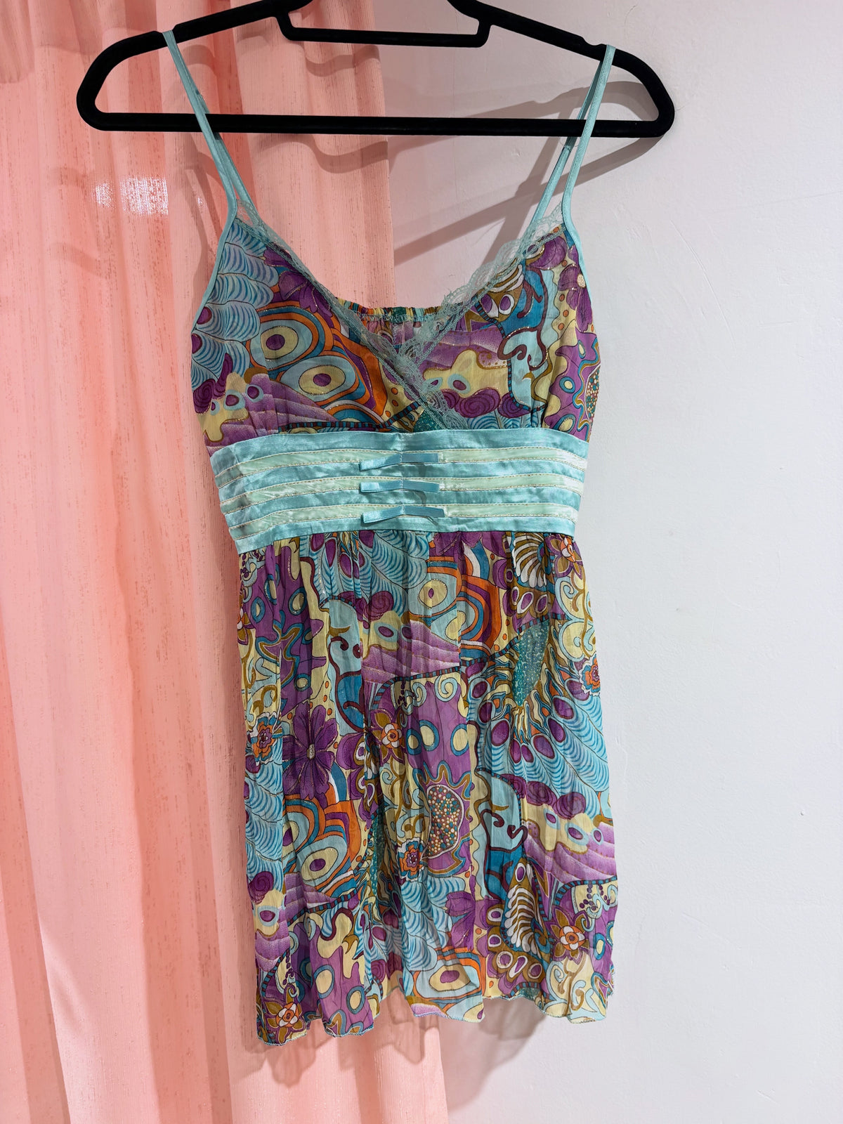 Pretty colorful long cami top (M-L)