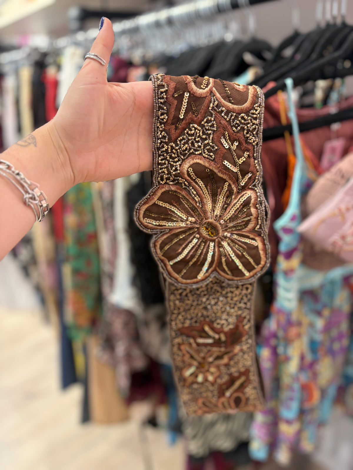 Incredible beaded belt with velcro close (Fits L-XL)