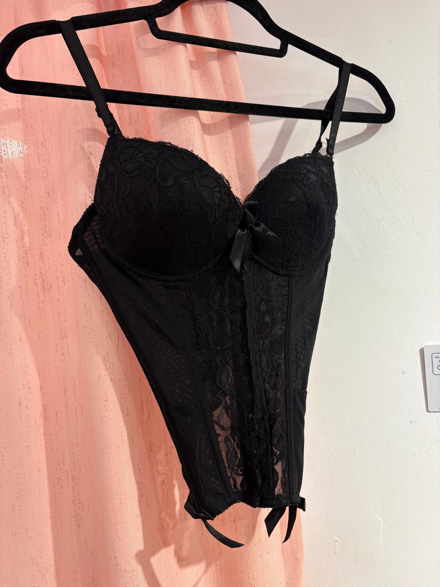Black corset with bow details (85B)