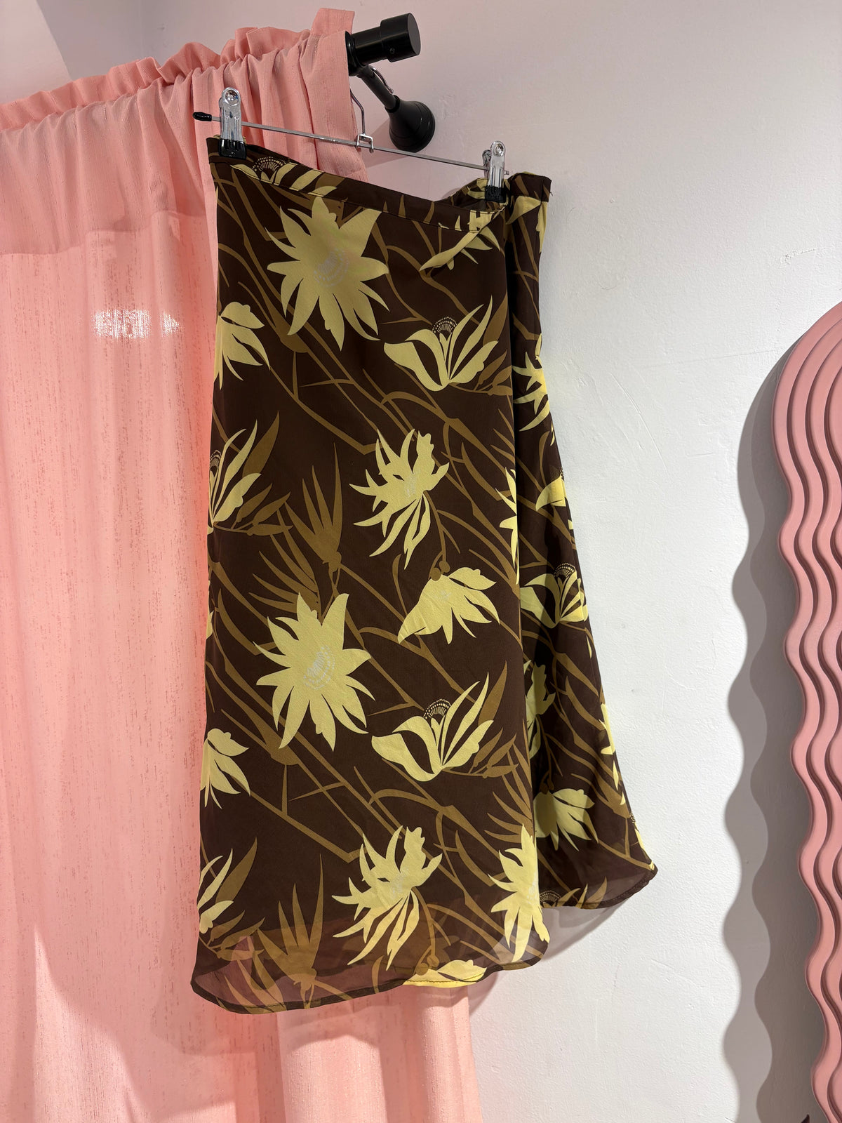 Pretty floral midi skirt (40)