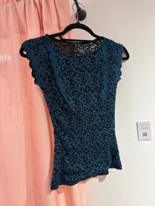 Orsay lace vintage top (S-M)