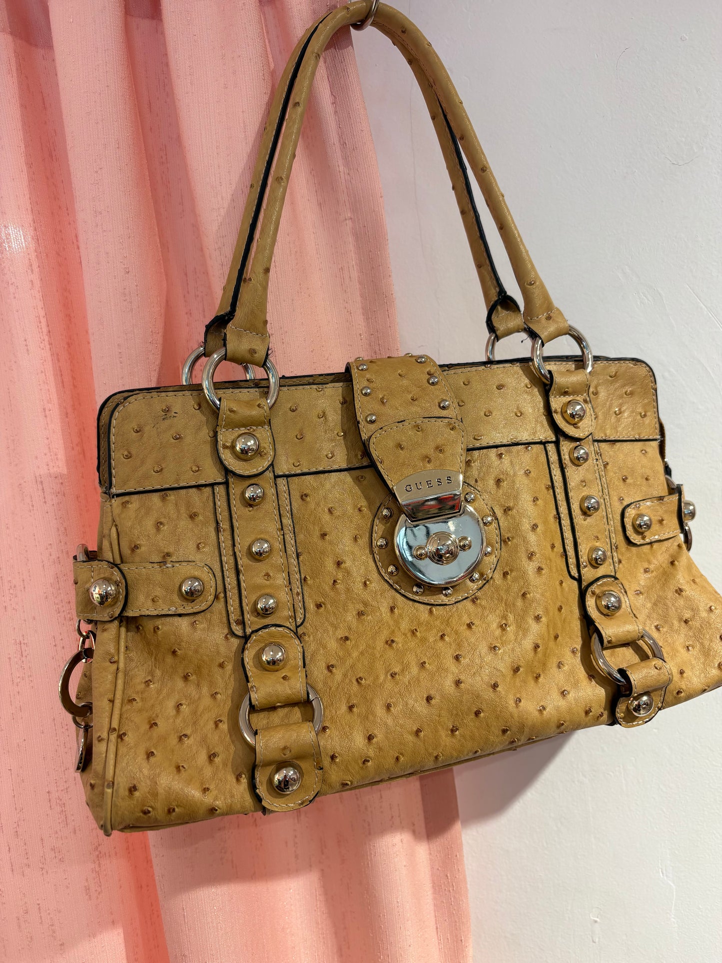 Incredible vintage Guess bag