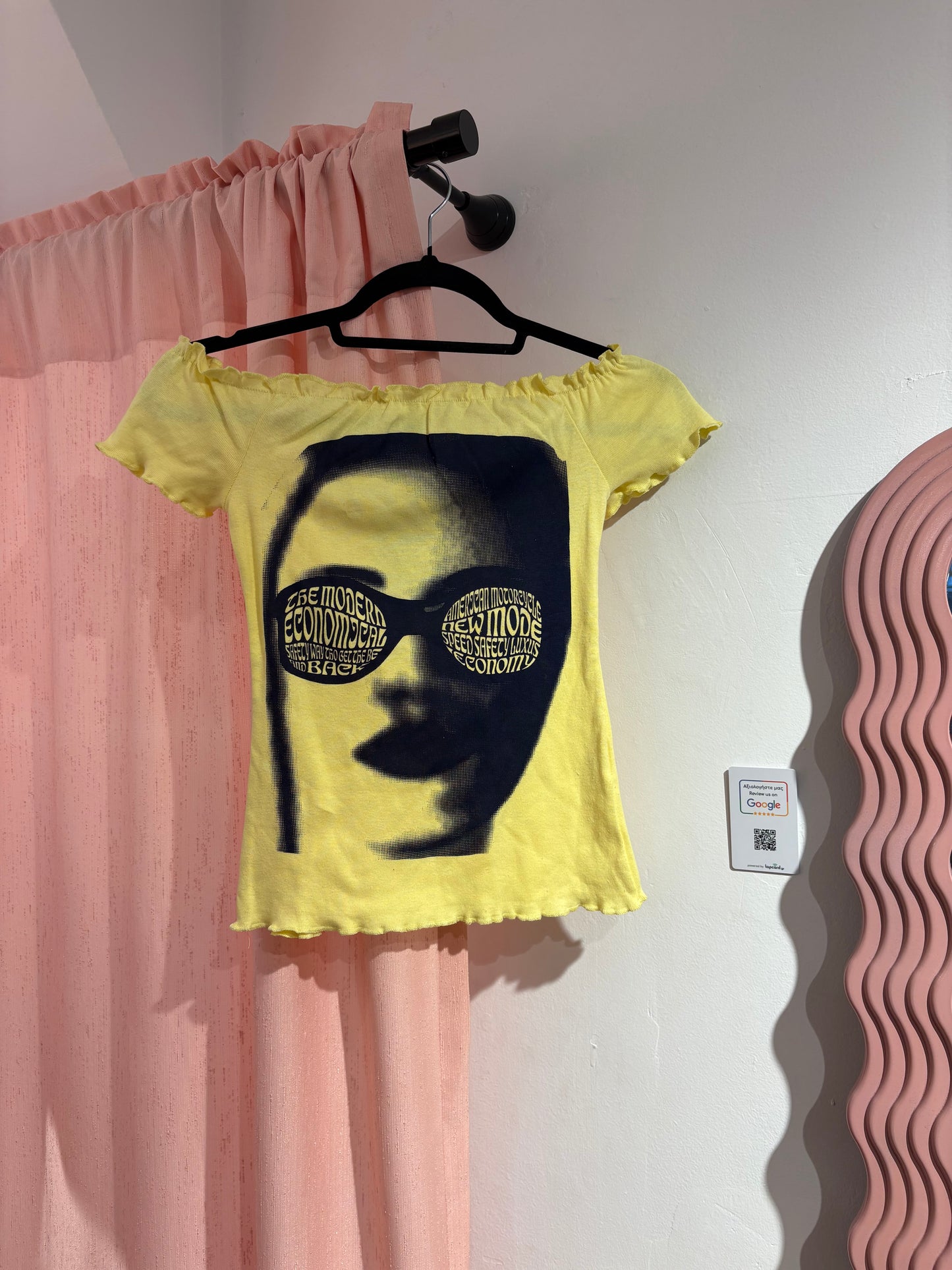 Off-shoulder cute true y2k top (S/M)