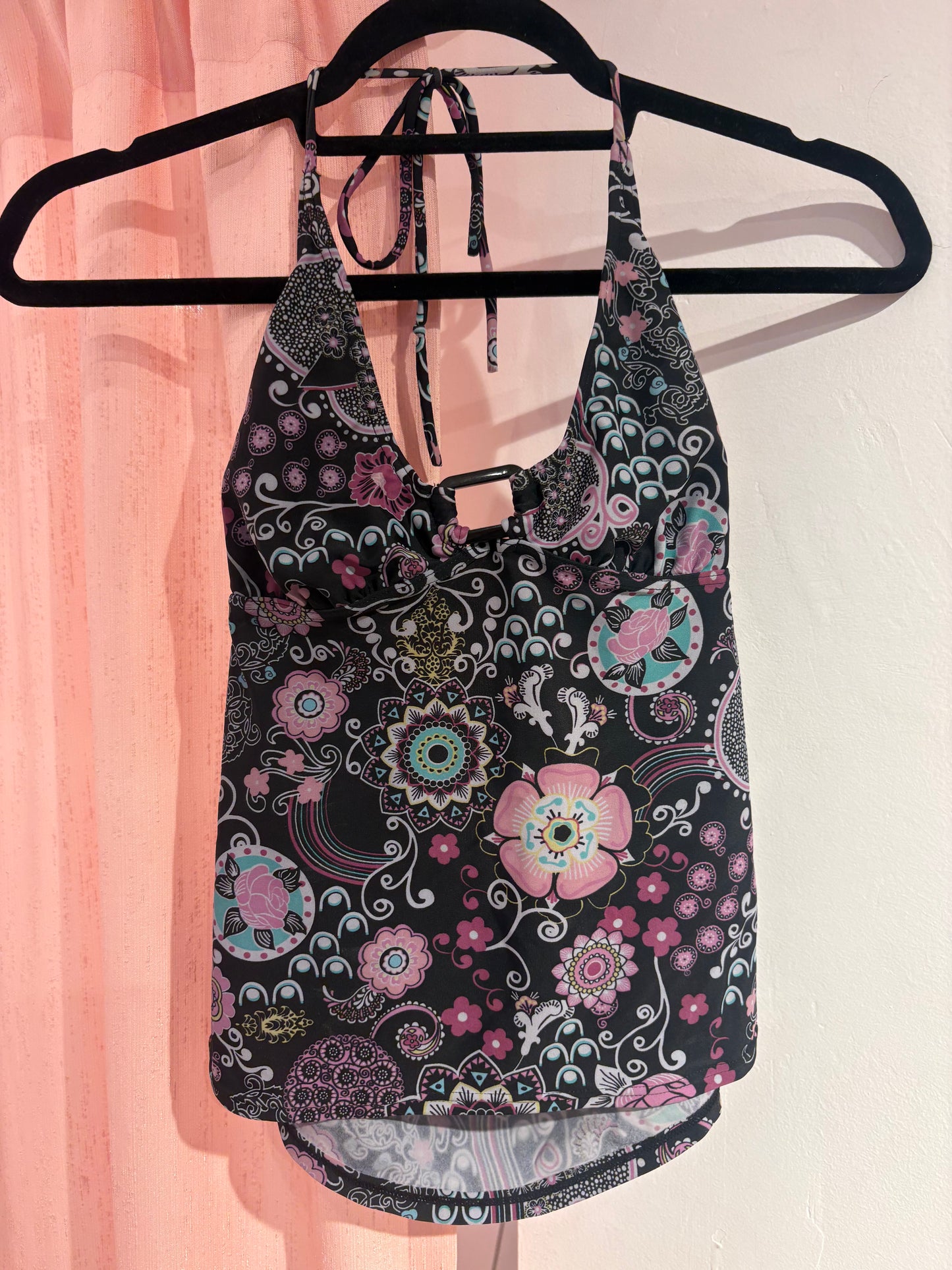 Cute floral halterneck top (L)