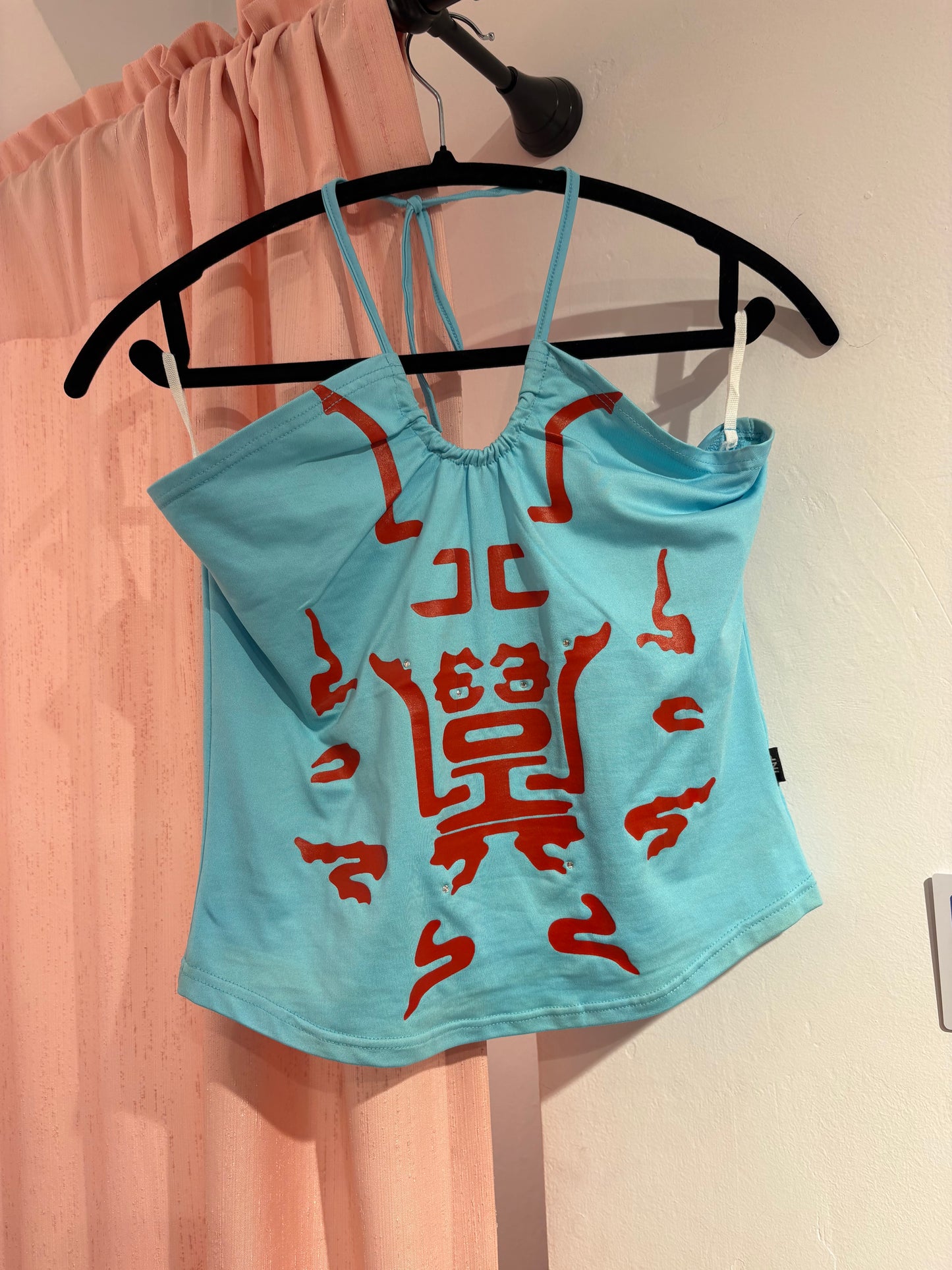 Super cute true y2k top (M/L)