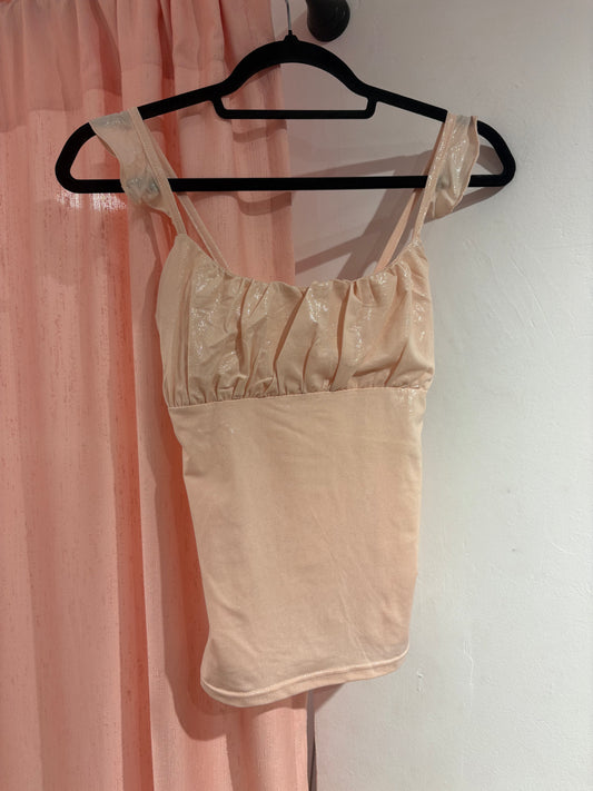 Super cute shimmery salmon pink top (M)