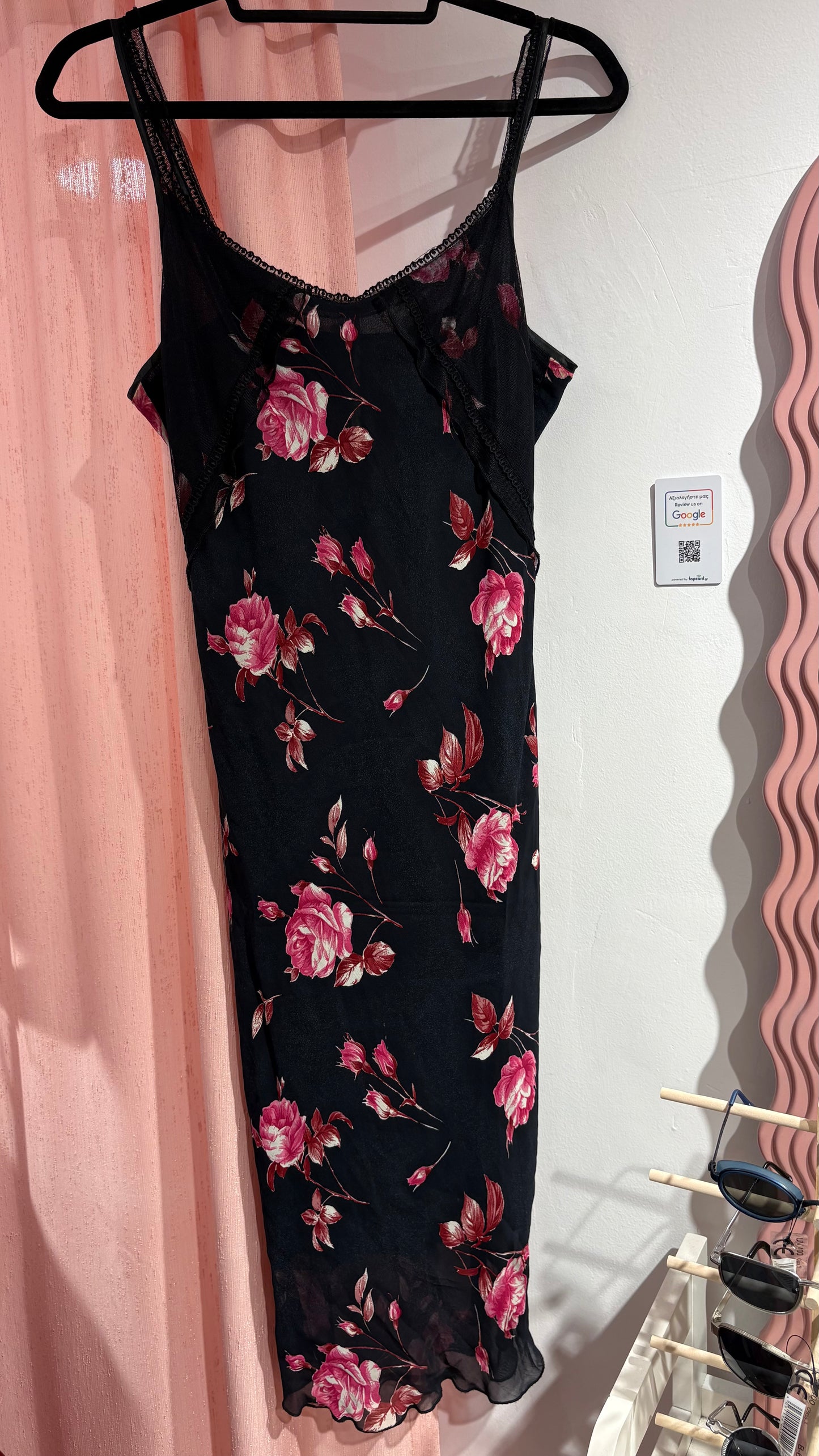 Beautiful midi floral dress 100% rayon (M)