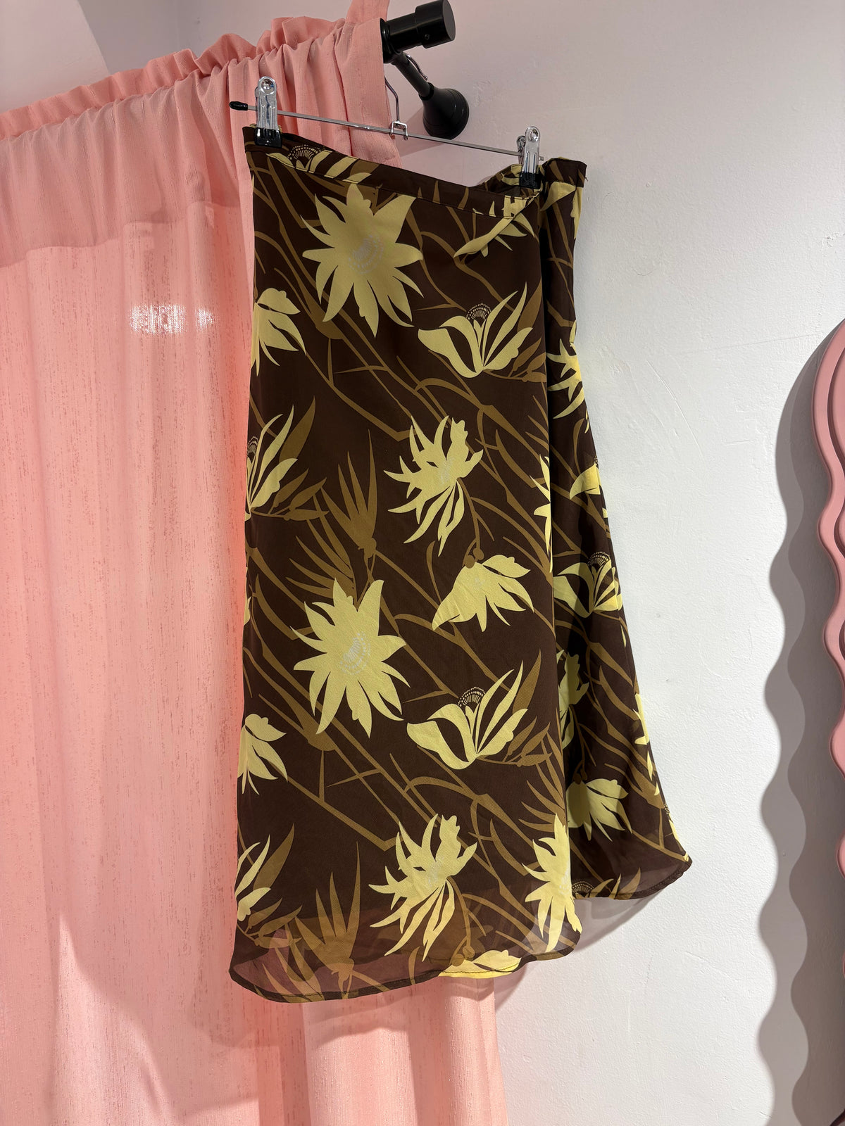 Pretty floral midi skirt (40)