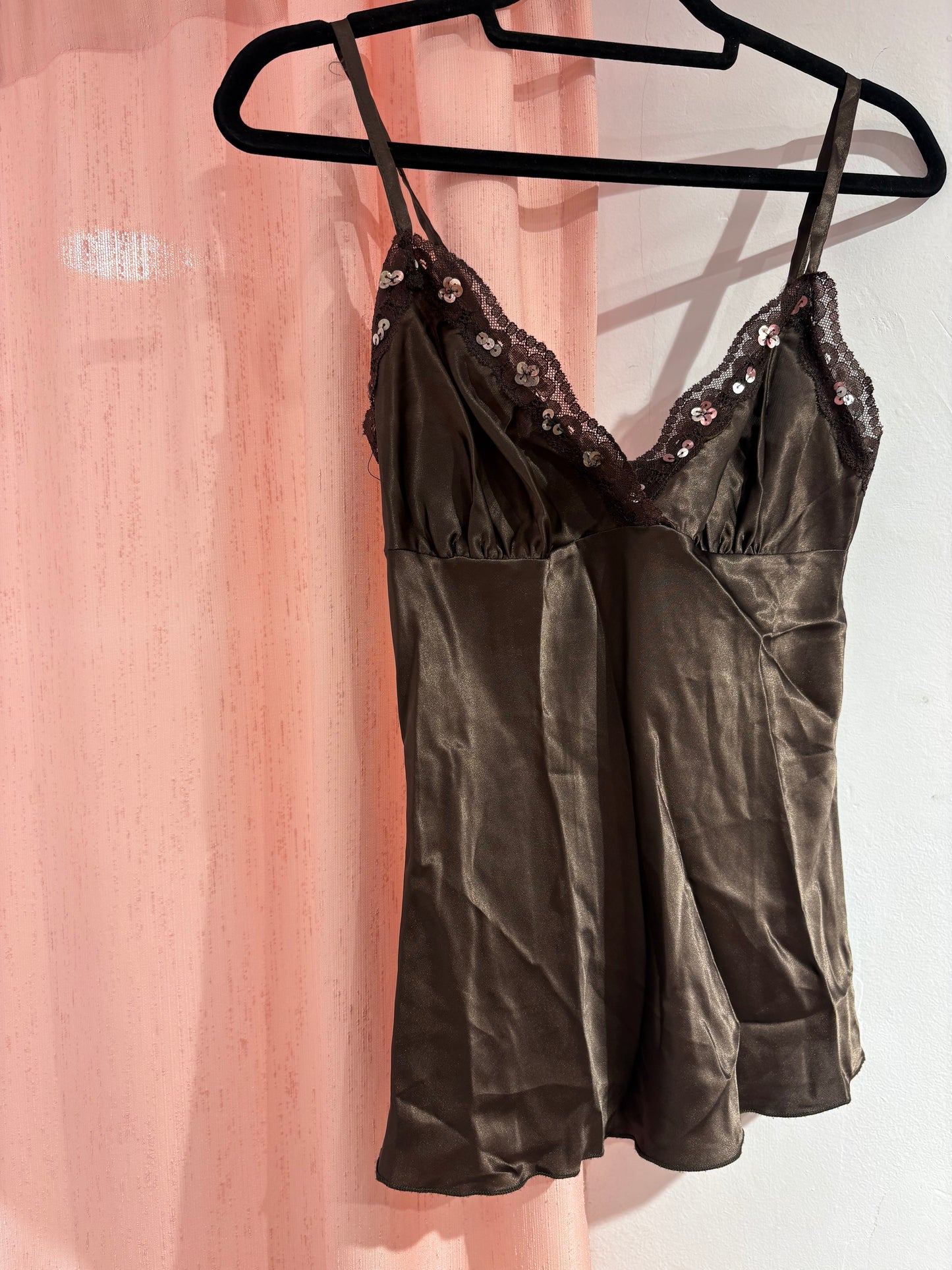 Incredible satin-like Ysatis top with sequin details (Fits M-L)