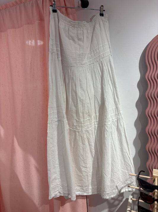 White maxi cotton skirt (Fits L-XL)