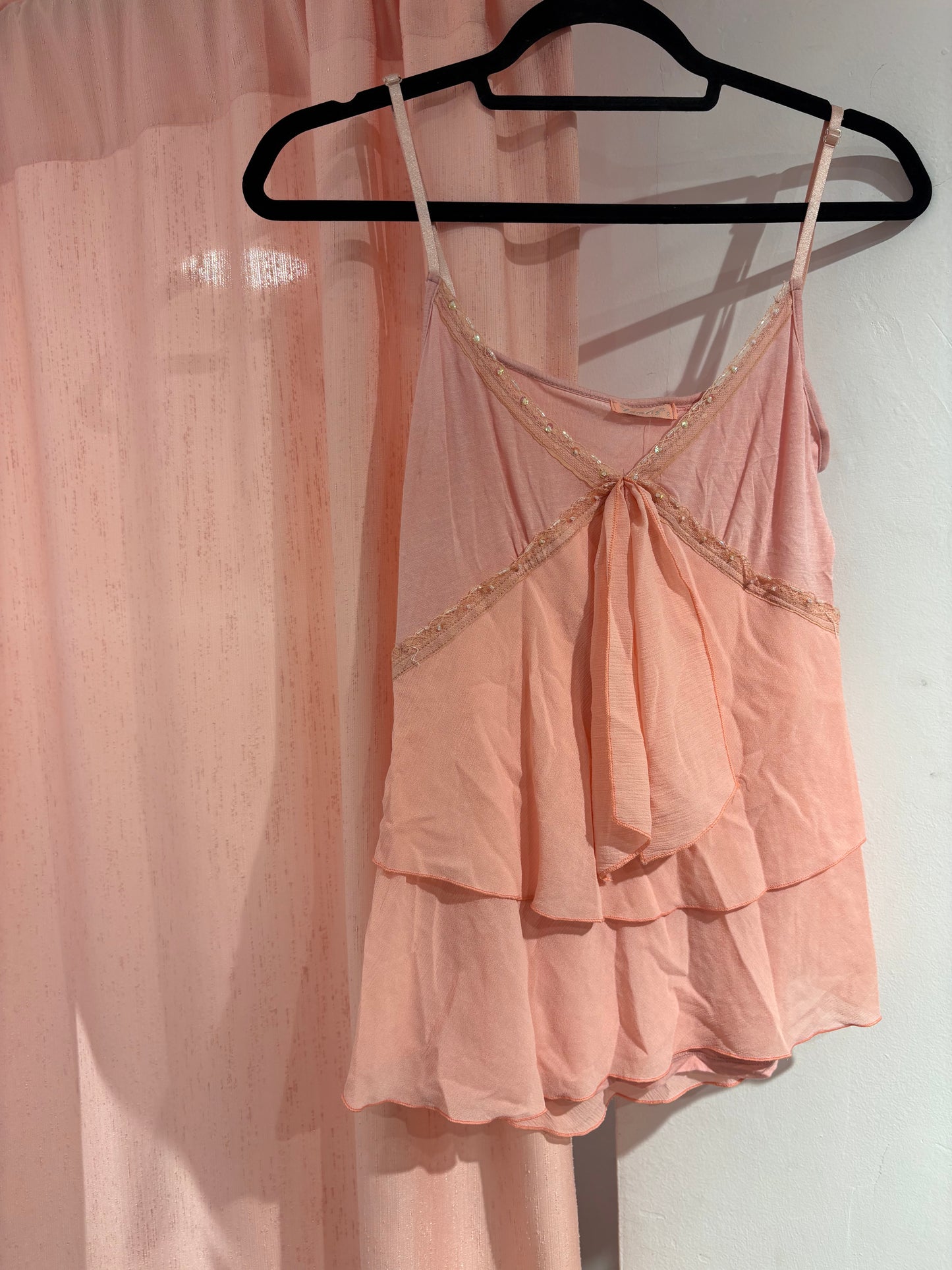 Ysatis flaire pink top with sequin details (Fits M-L)