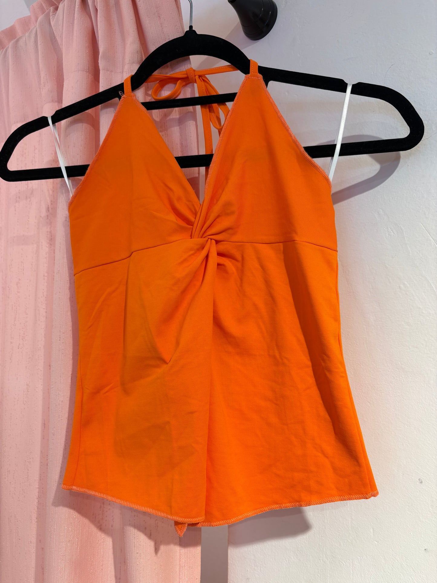 Super cute y2k top with open front (One Size)